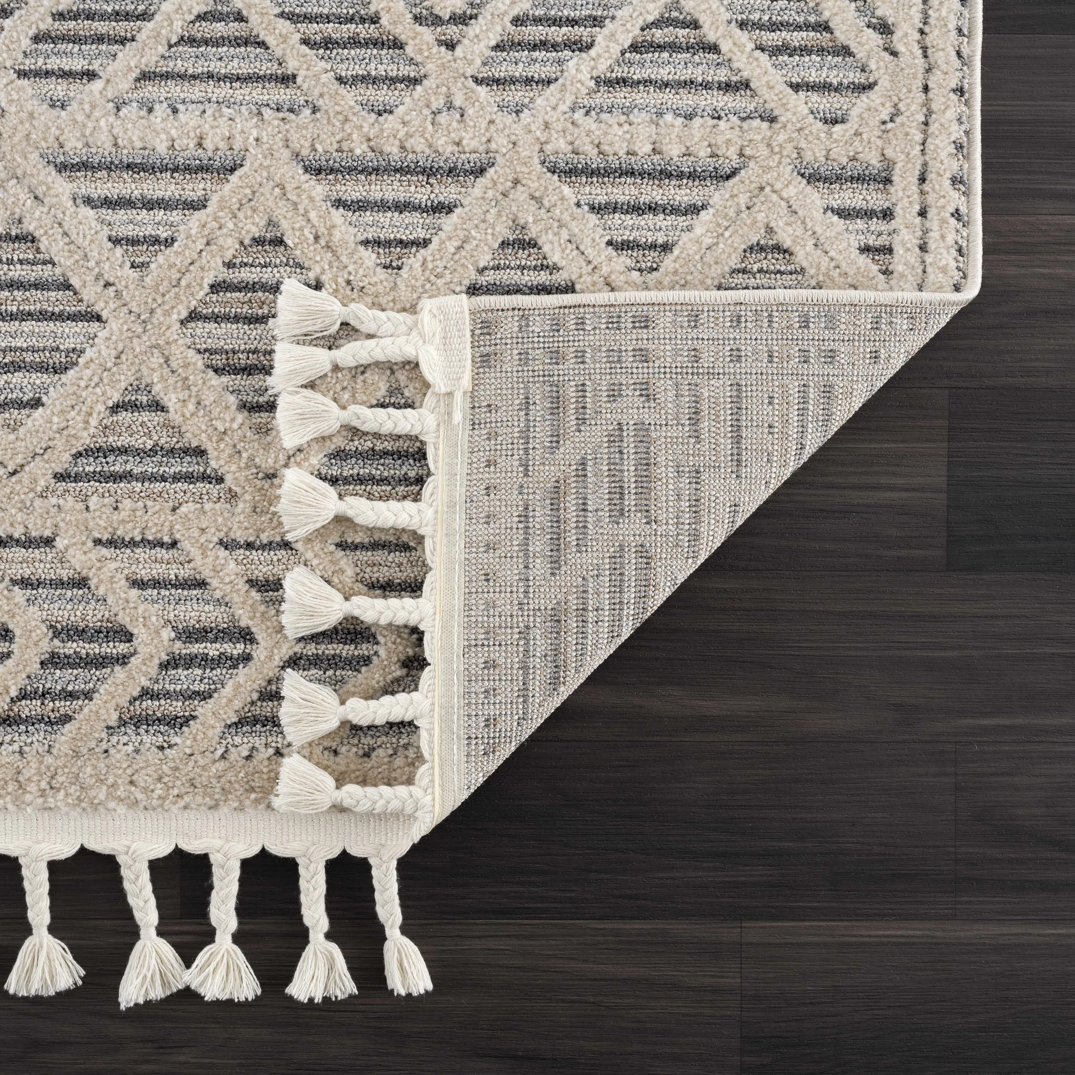 Hauteloom Magnolia Moroccan Trellis Farmhouse High Low Area Rug