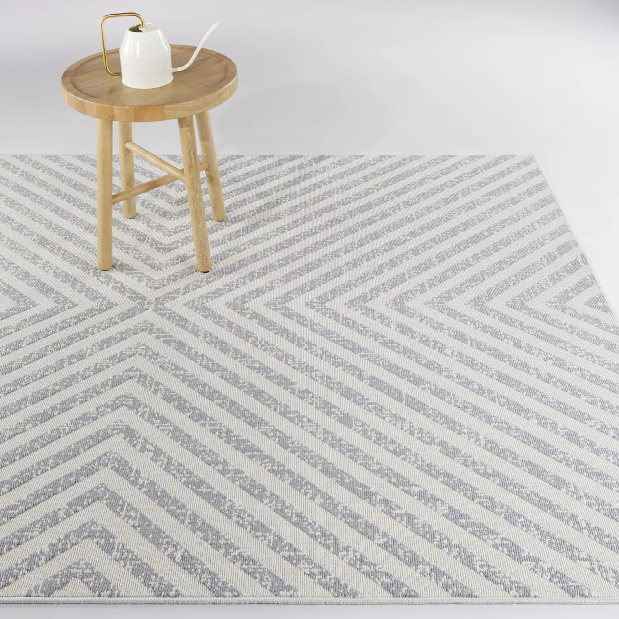 Issei Modern Striped Indoor/Outdoor Area Rug