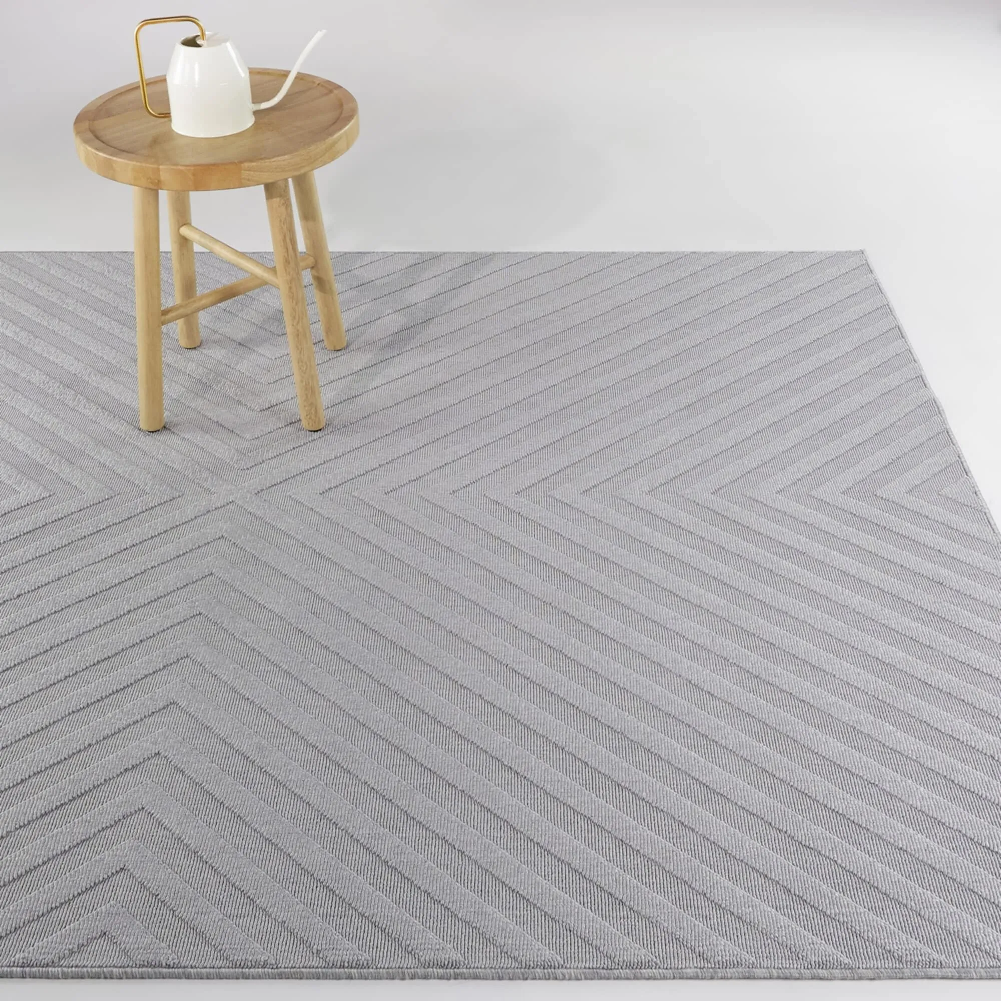 Issei Modern Striped Indoor/Outdoor Area Rug