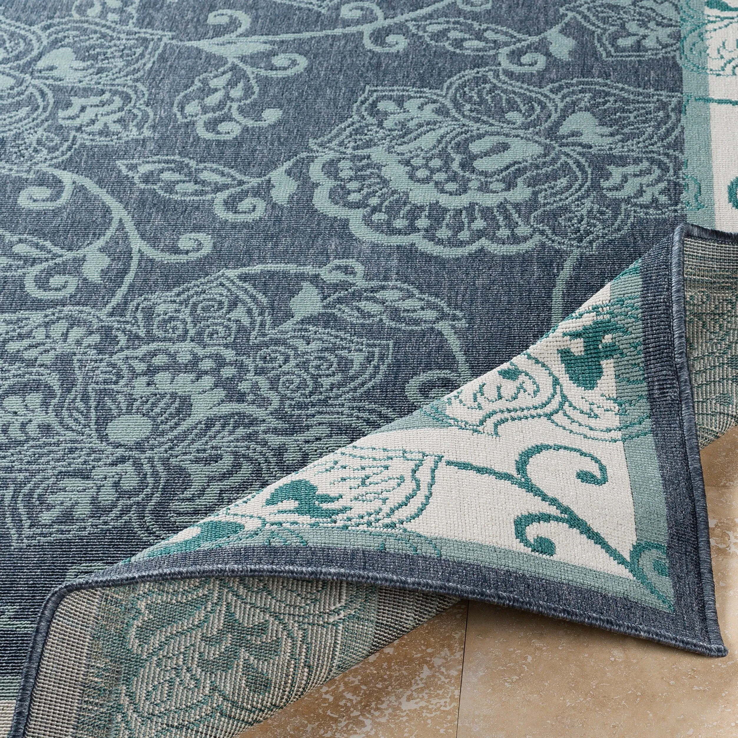 Janelle Indoor/Outdoor Transitional Floral Border Area Rug