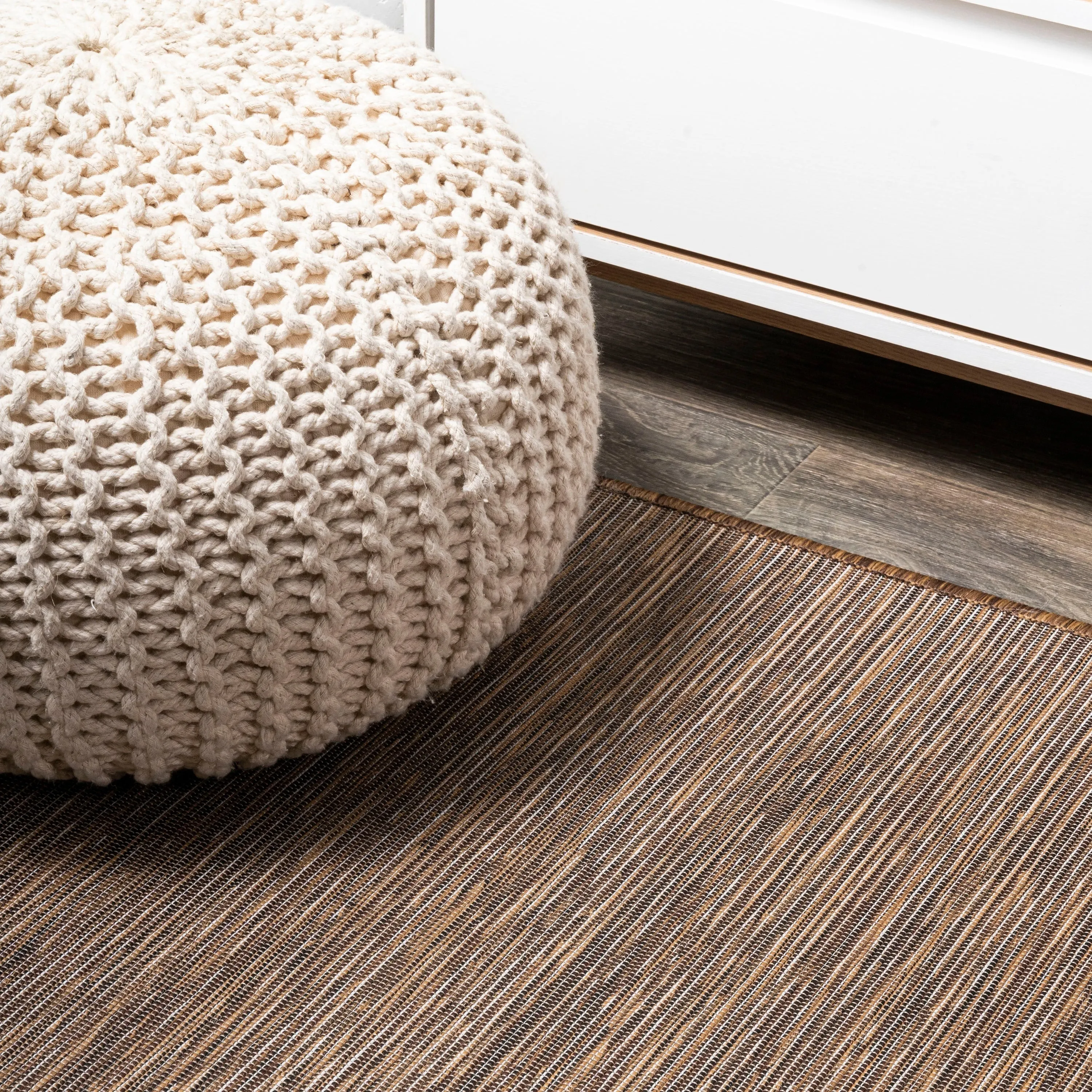 JONATHAN Y Bo Modern Flatweave Solid Area Rug