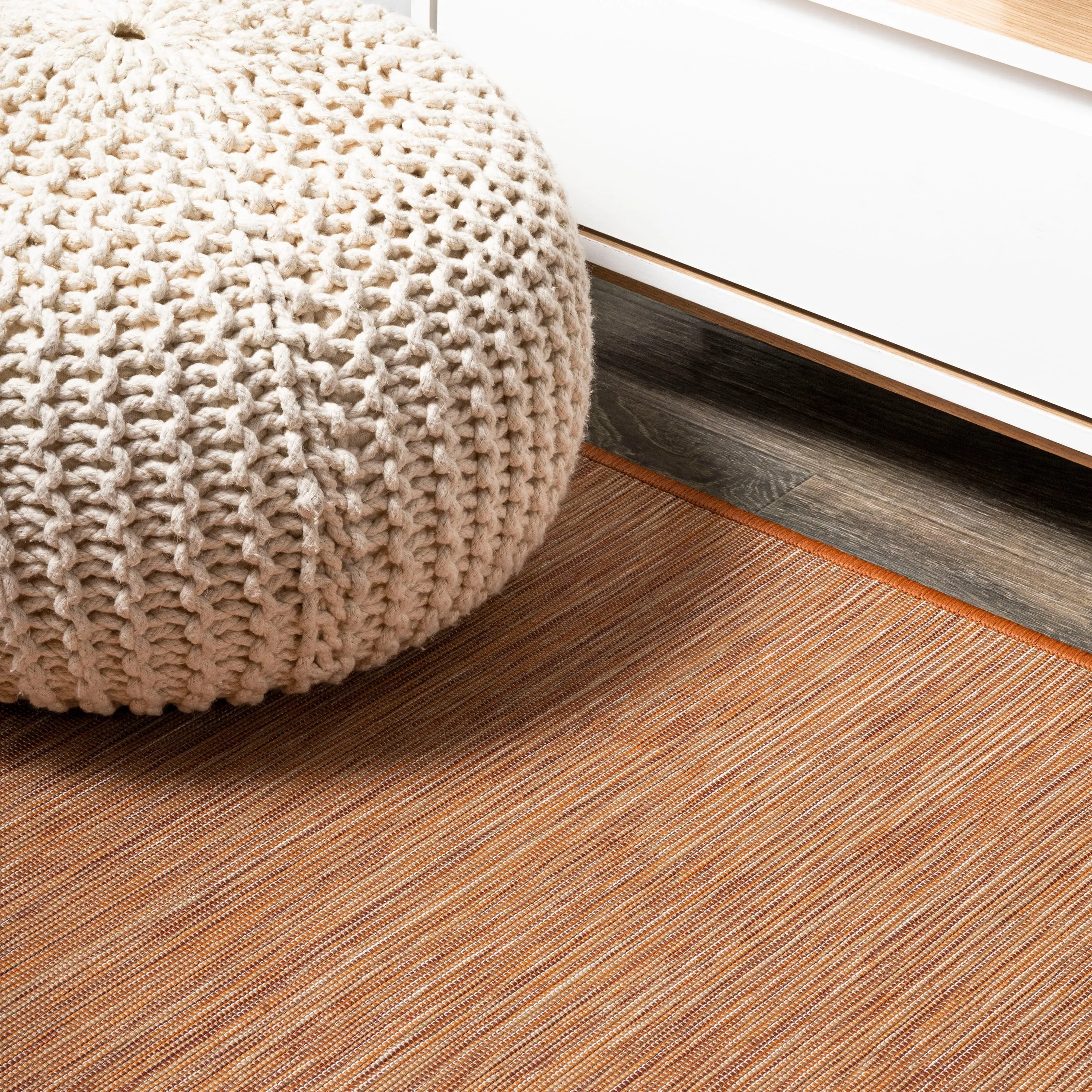 JONATHAN Y Bo Modern Flatweave Solid Area Rug