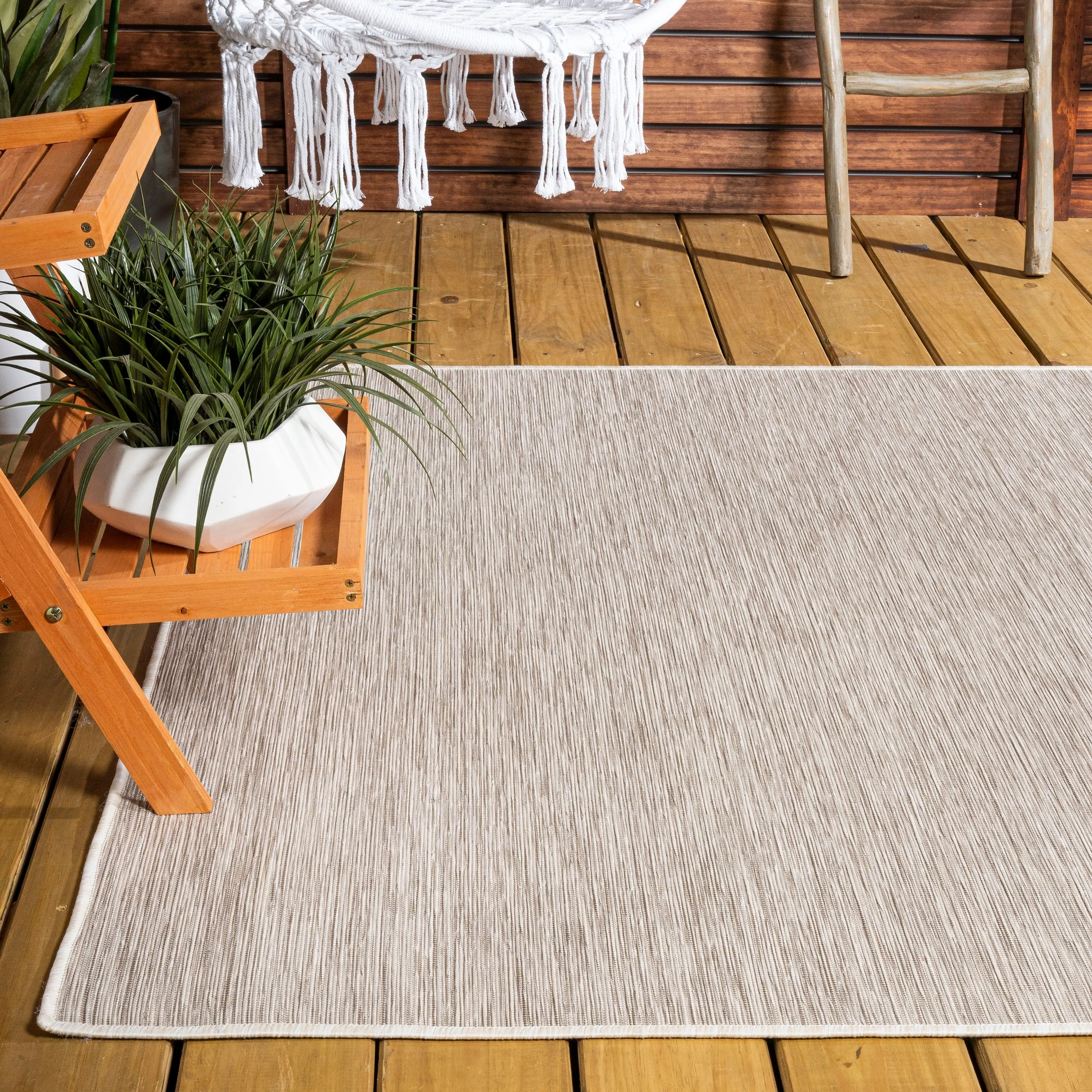 JONATHAN Y Bo Modern Flatweave Solid Area Rug