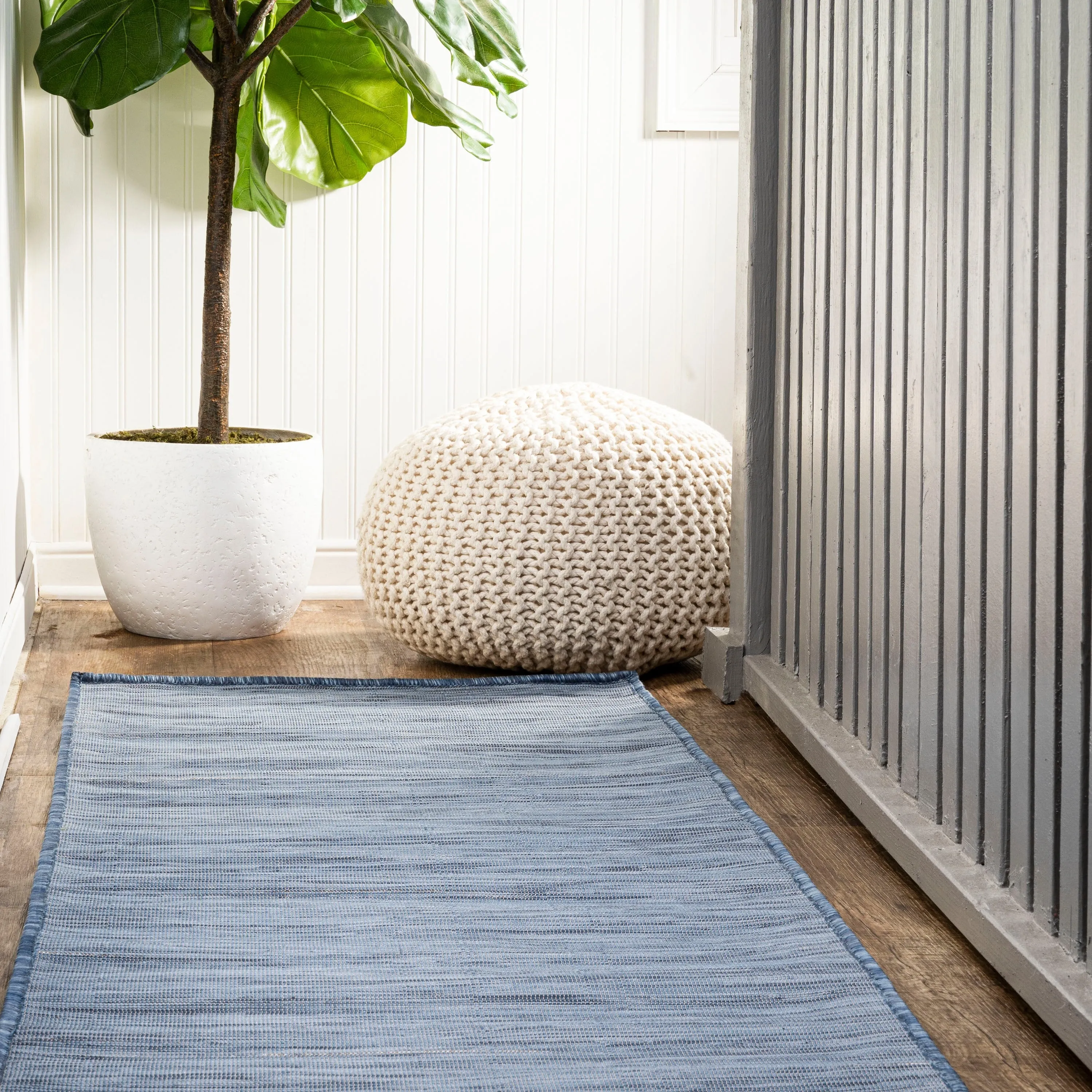 JONATHAN Y Bo Modern Flatweave Solid Area Rug