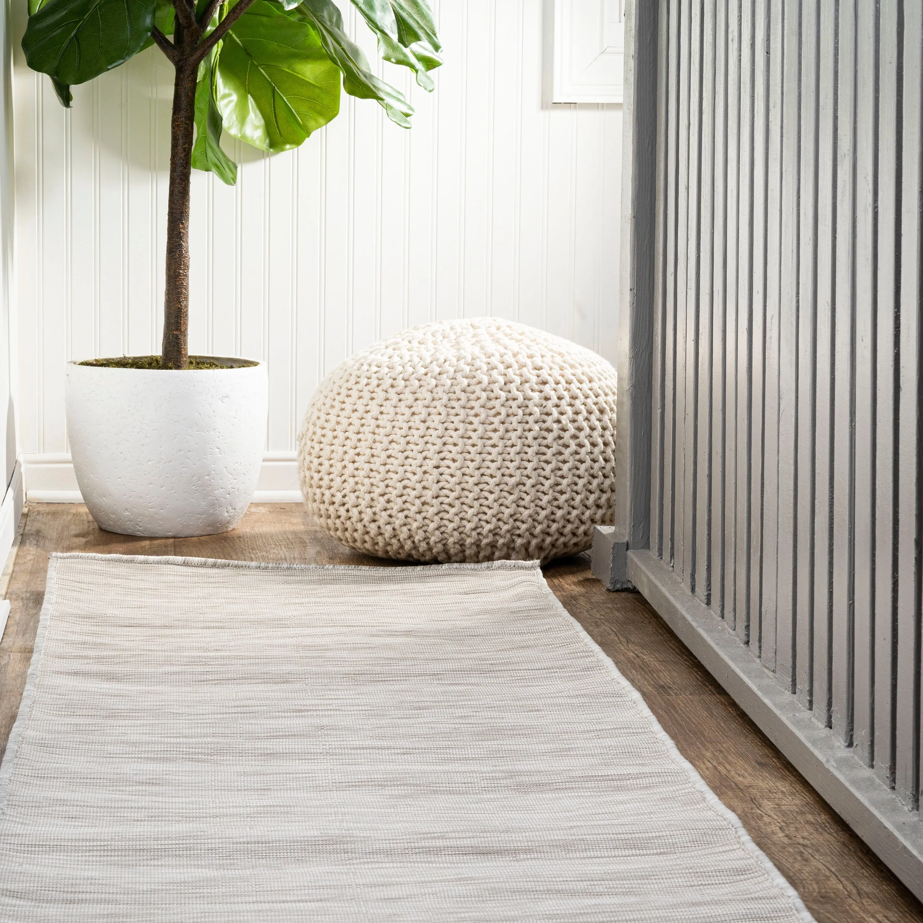 JONATHAN Y Bo Modern Flatweave Solid Area Rug