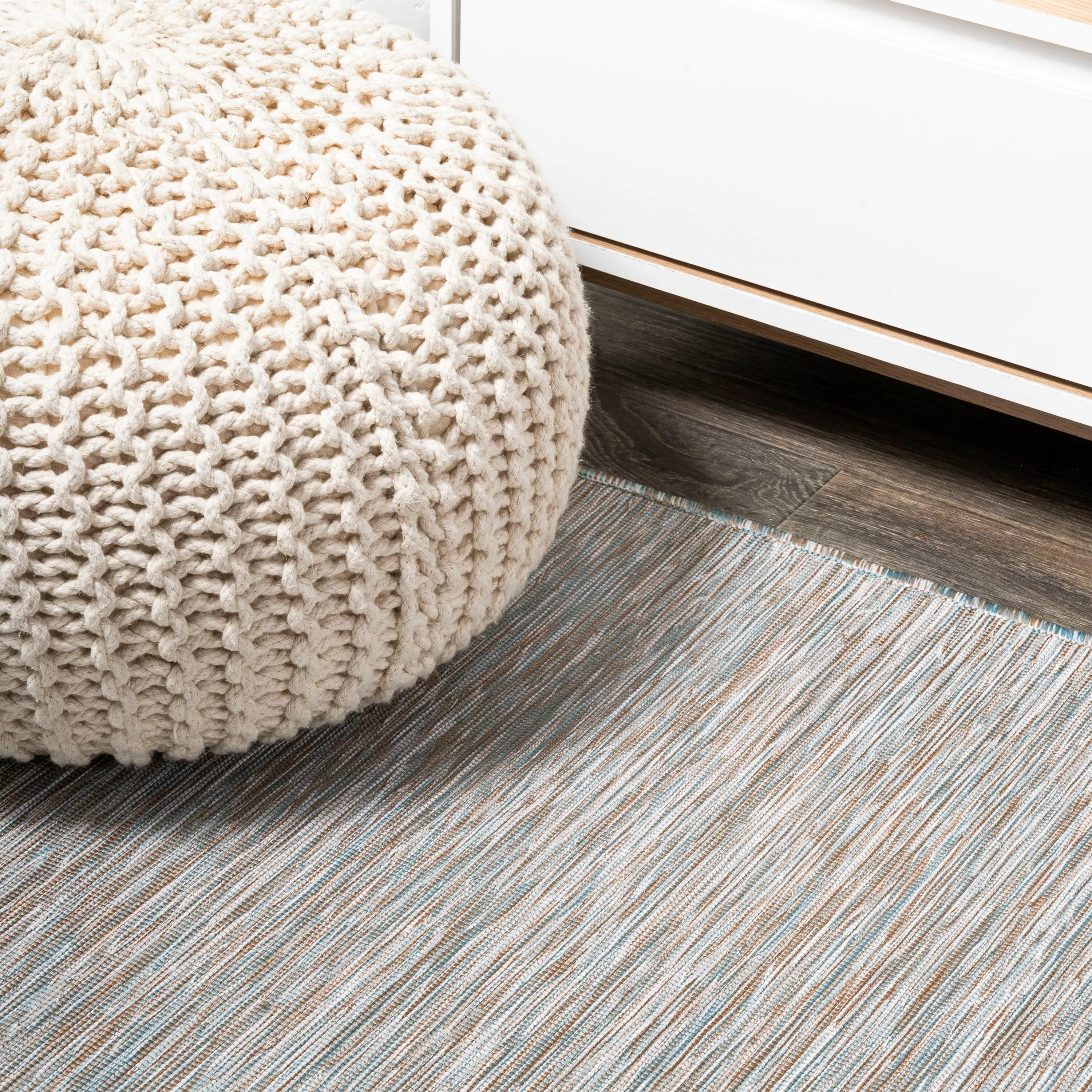 JONATHAN Y Bo Modern Flatweave Solid Area Rug