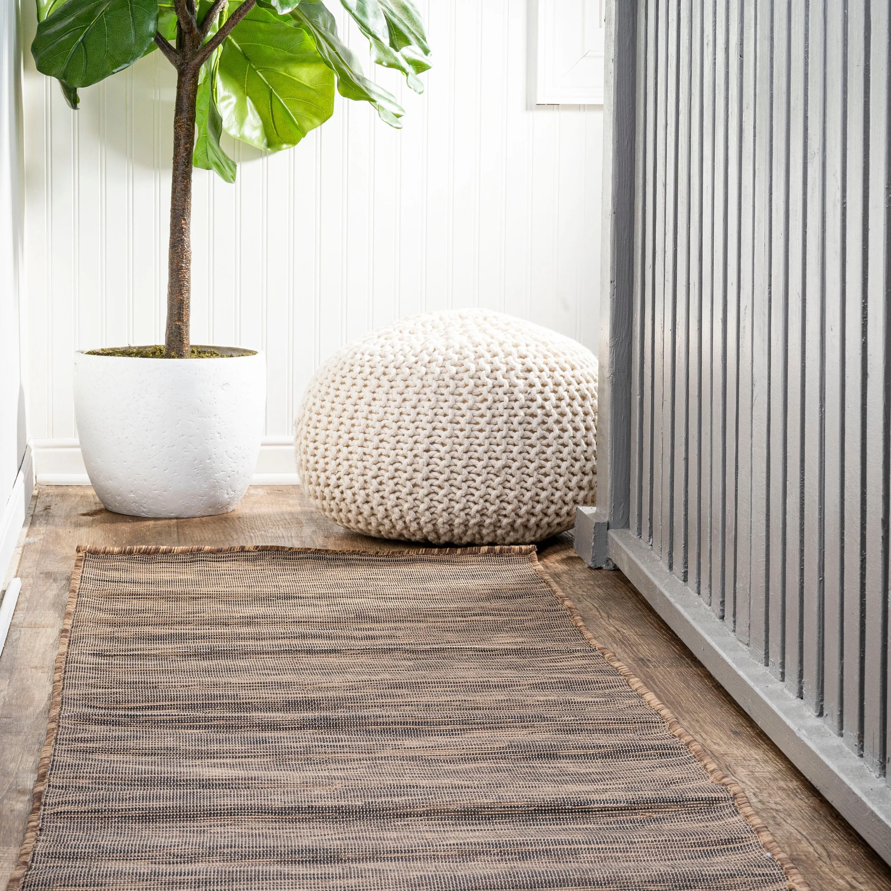 JONATHAN Y Bo Modern Flatweave Solid Area Rug