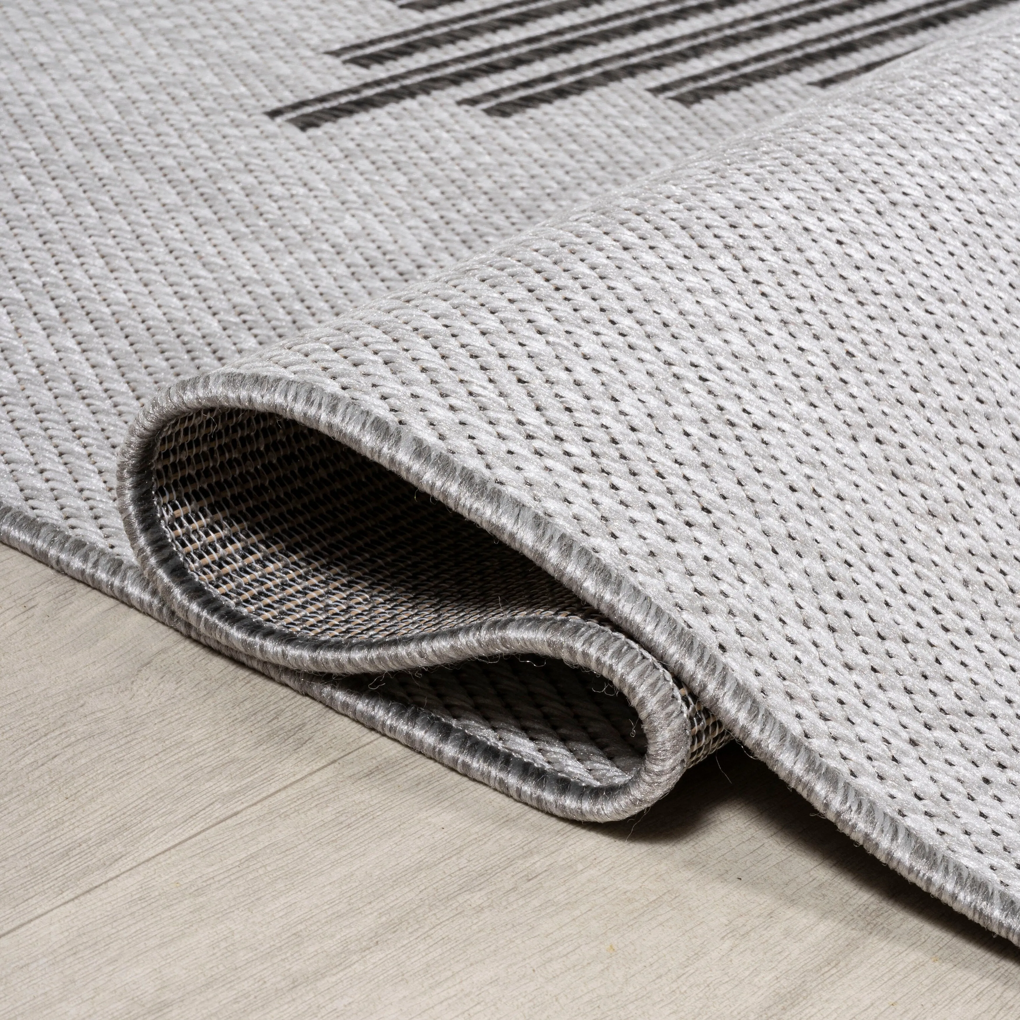 JONATHAN Y Castara Diamond Stripe Indoor/Outdoor Area Rug