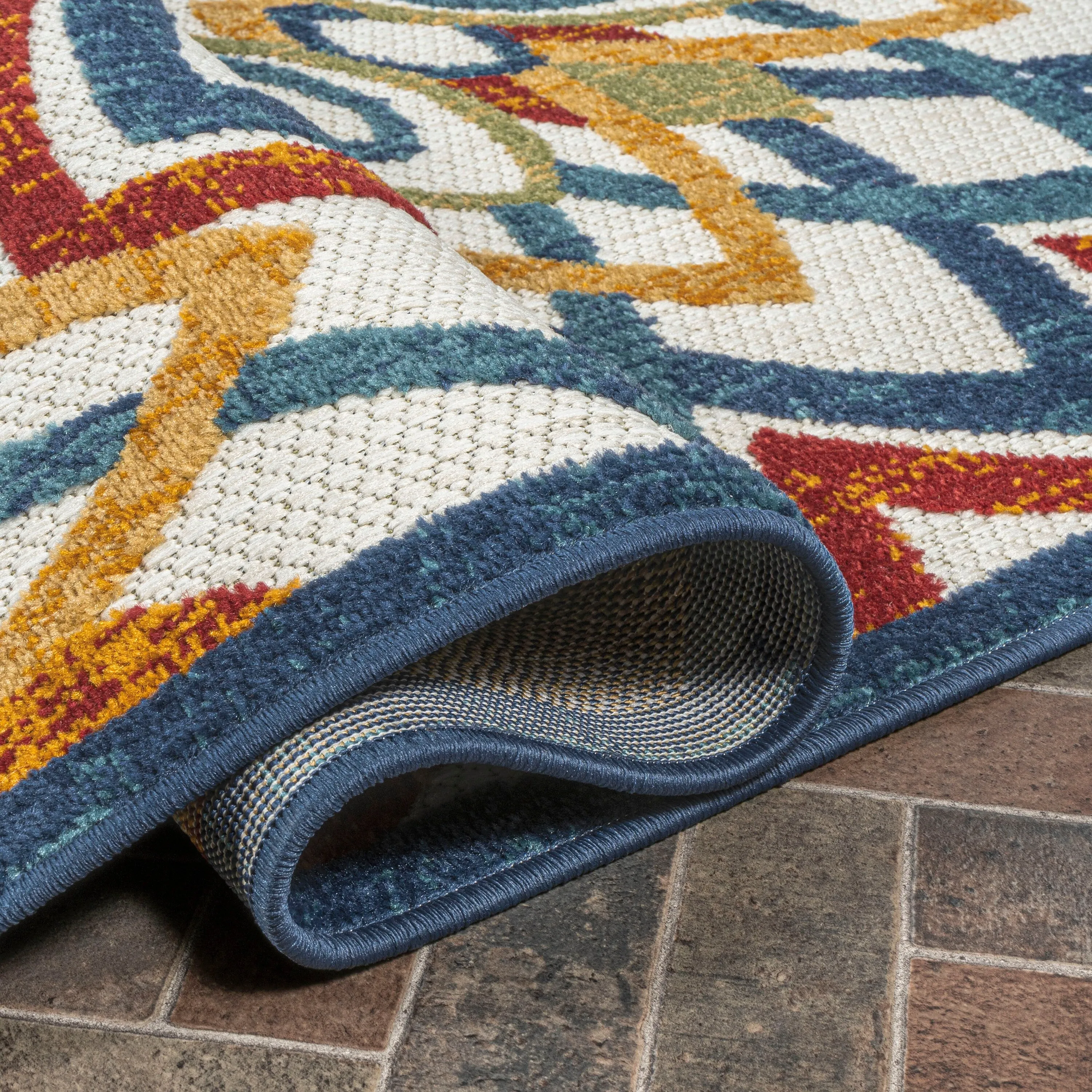 JONATHAN Y Cetara Abstract Bold Mandala High-Low Indoor/Outdoor Area Rug