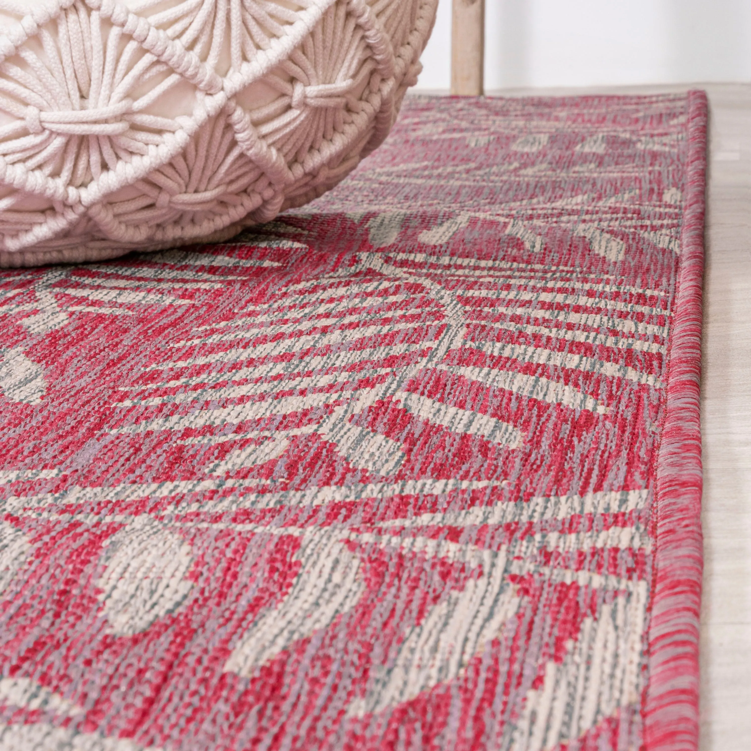 JONATHAN Y Galon Palm Frond Indoor/Outdoor Area Rug