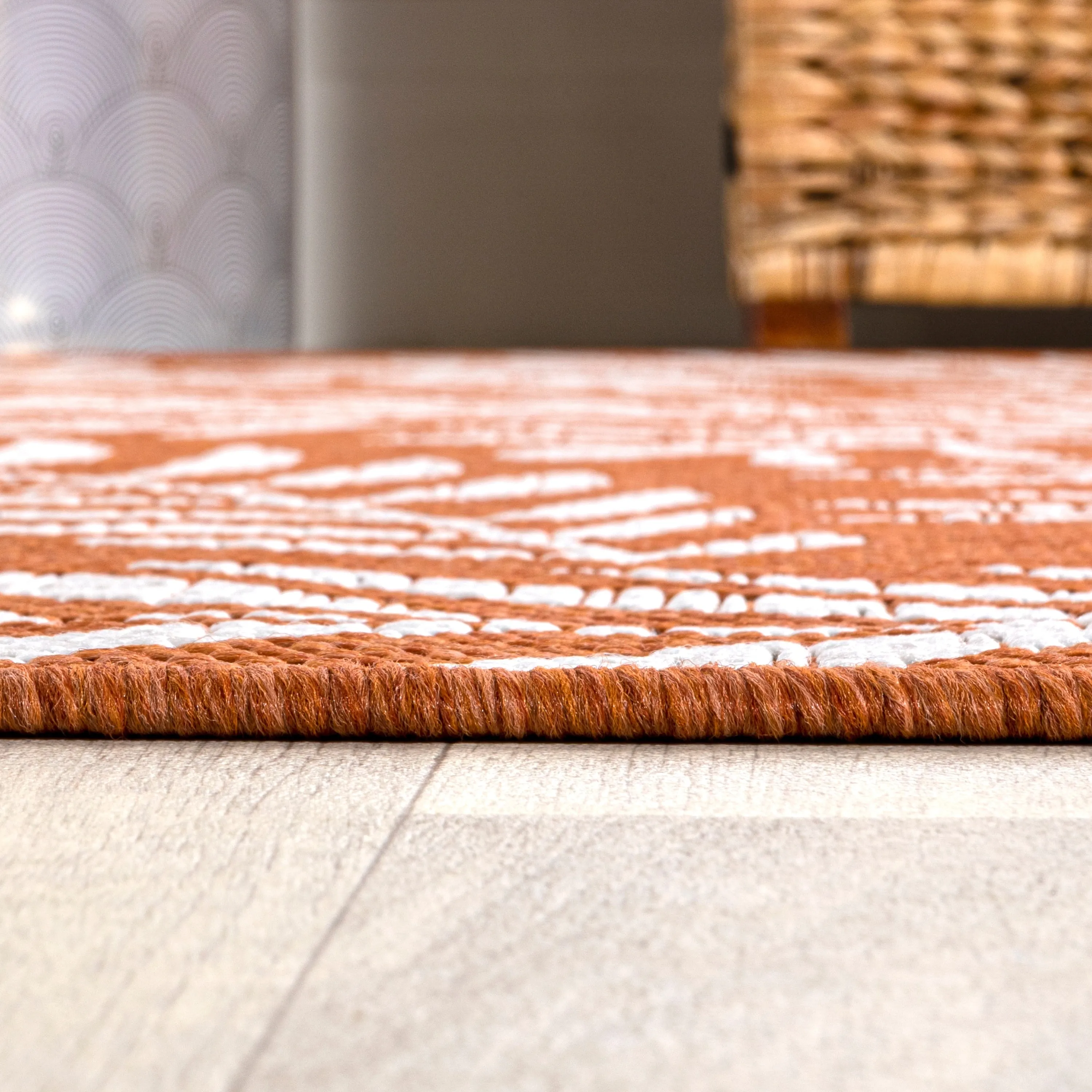 JONATHAN Y Galon Palm Frond Indoor/Outdoor Area Rug