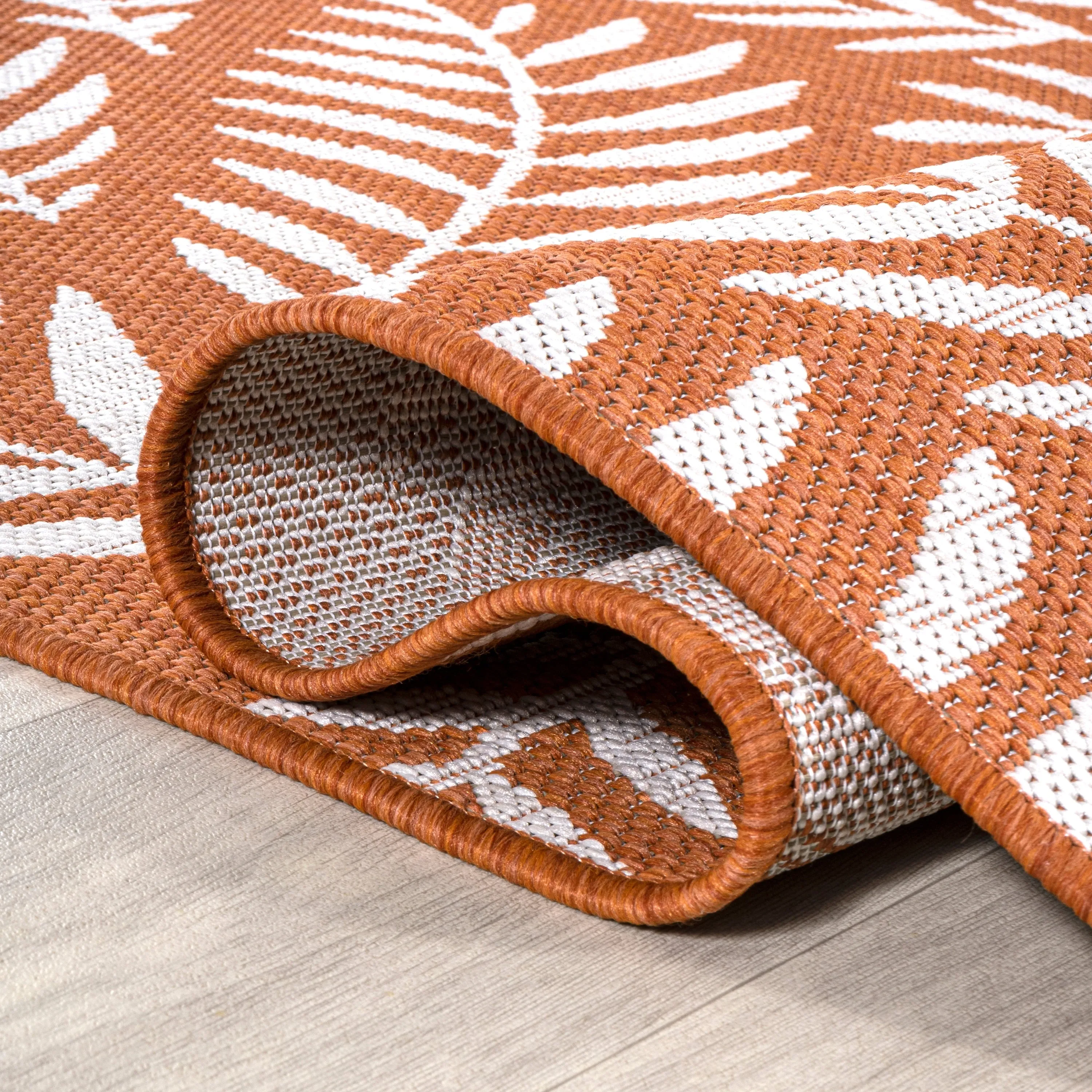 JONATHAN Y Galon Palm Frond Indoor/Outdoor Area Rug