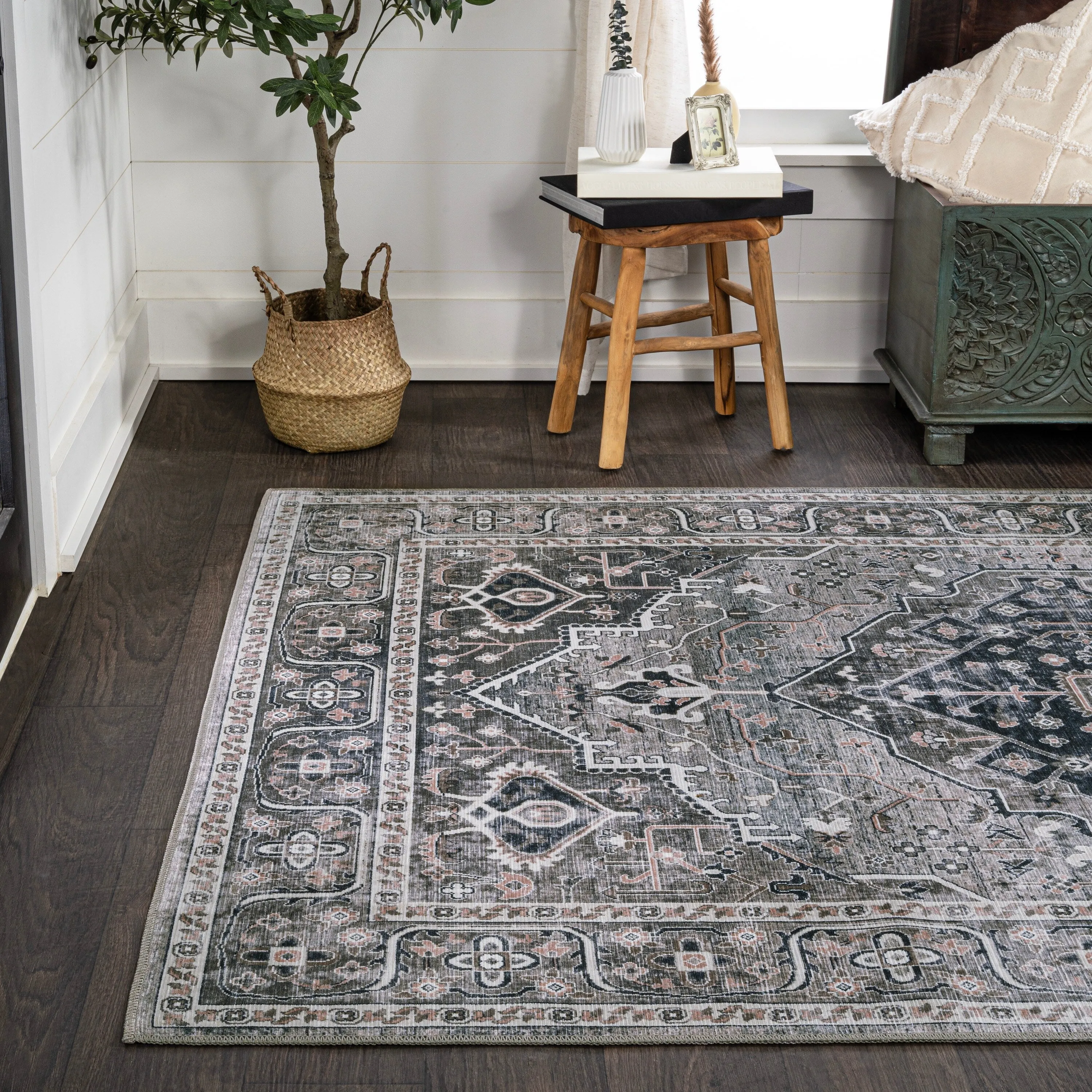 JONATHAN Y Kemer Ogee Medallion Machine Washable Area Rug