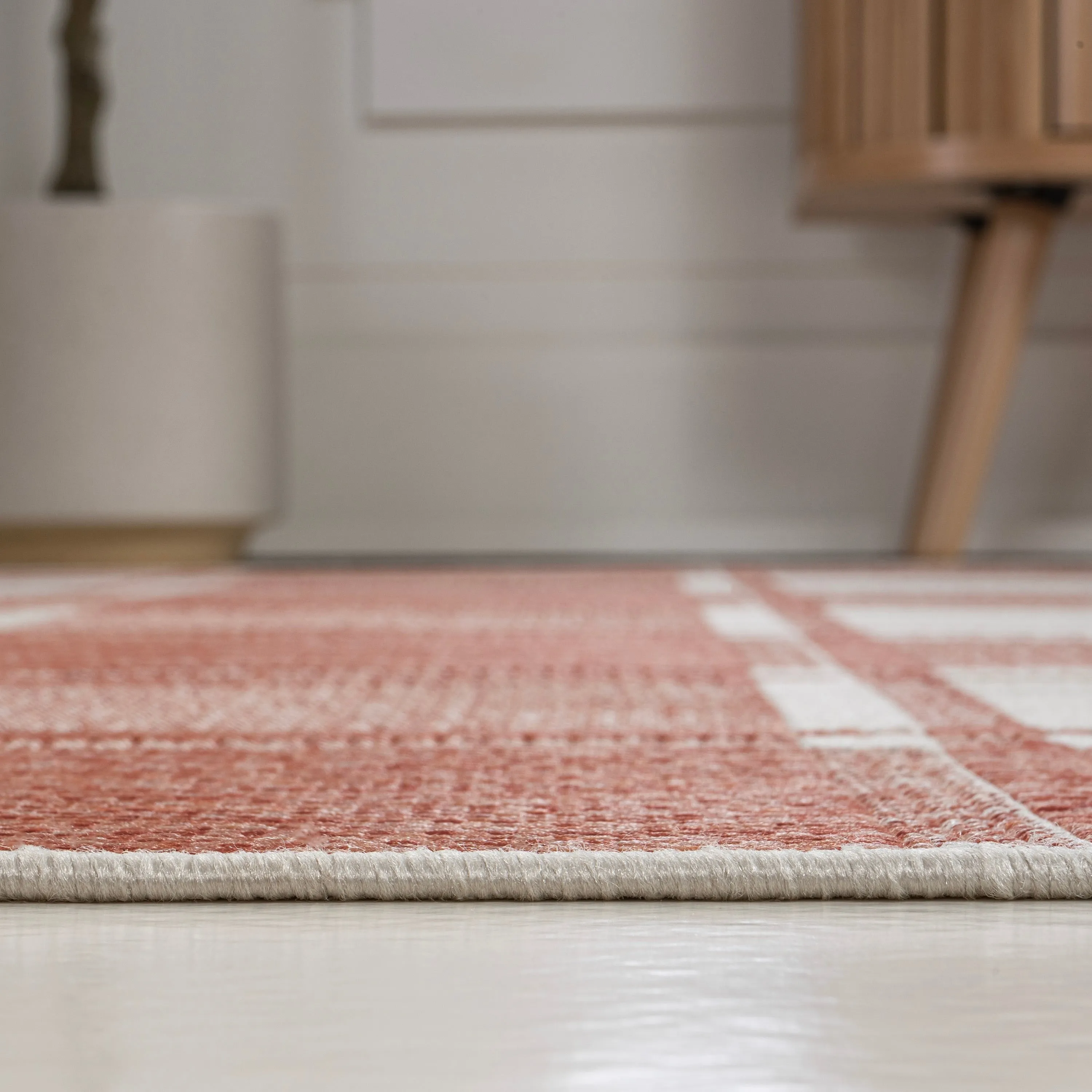 JONATHAN Y Lior Traditional Farmhouse Bold Gingham Indoor/Outdoor Area Rug