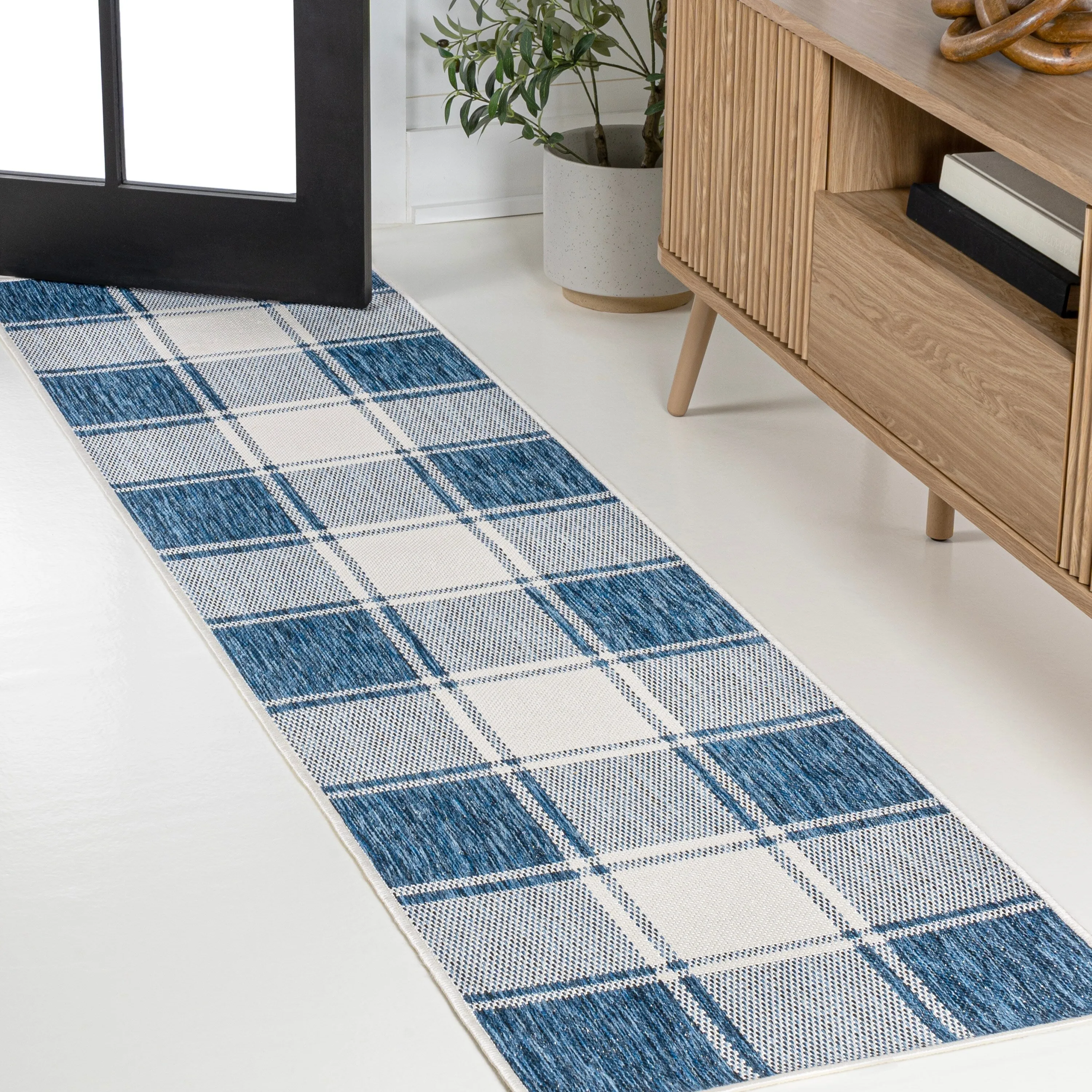 JONATHAN Y Lior Traditional Farmhouse Bold Gingham Indoor/Outdoor Area Rug