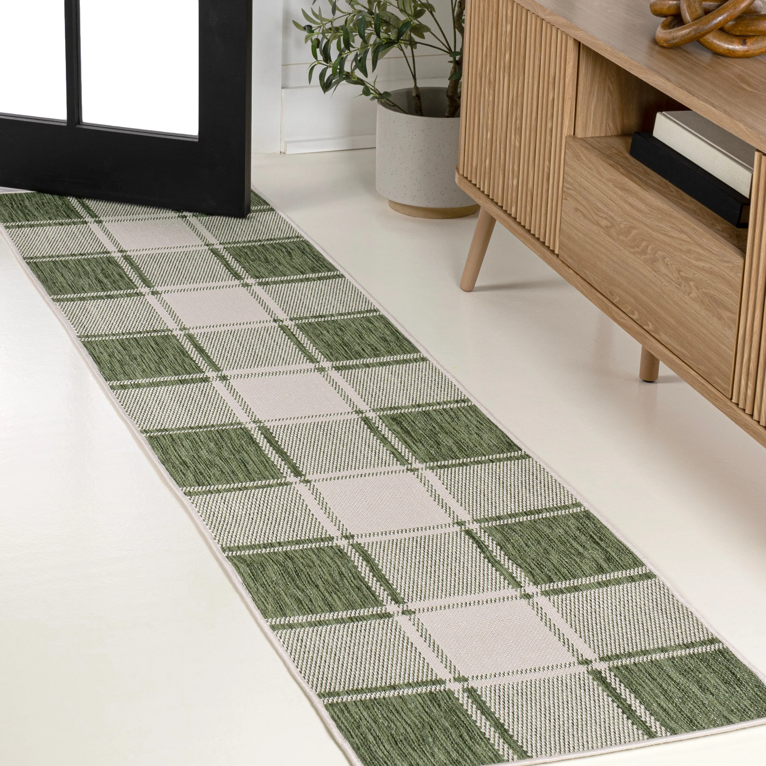 JONATHAN Y Lior Traditional Farmhouse Bold Gingham Indoor/Outdoor Area Rug