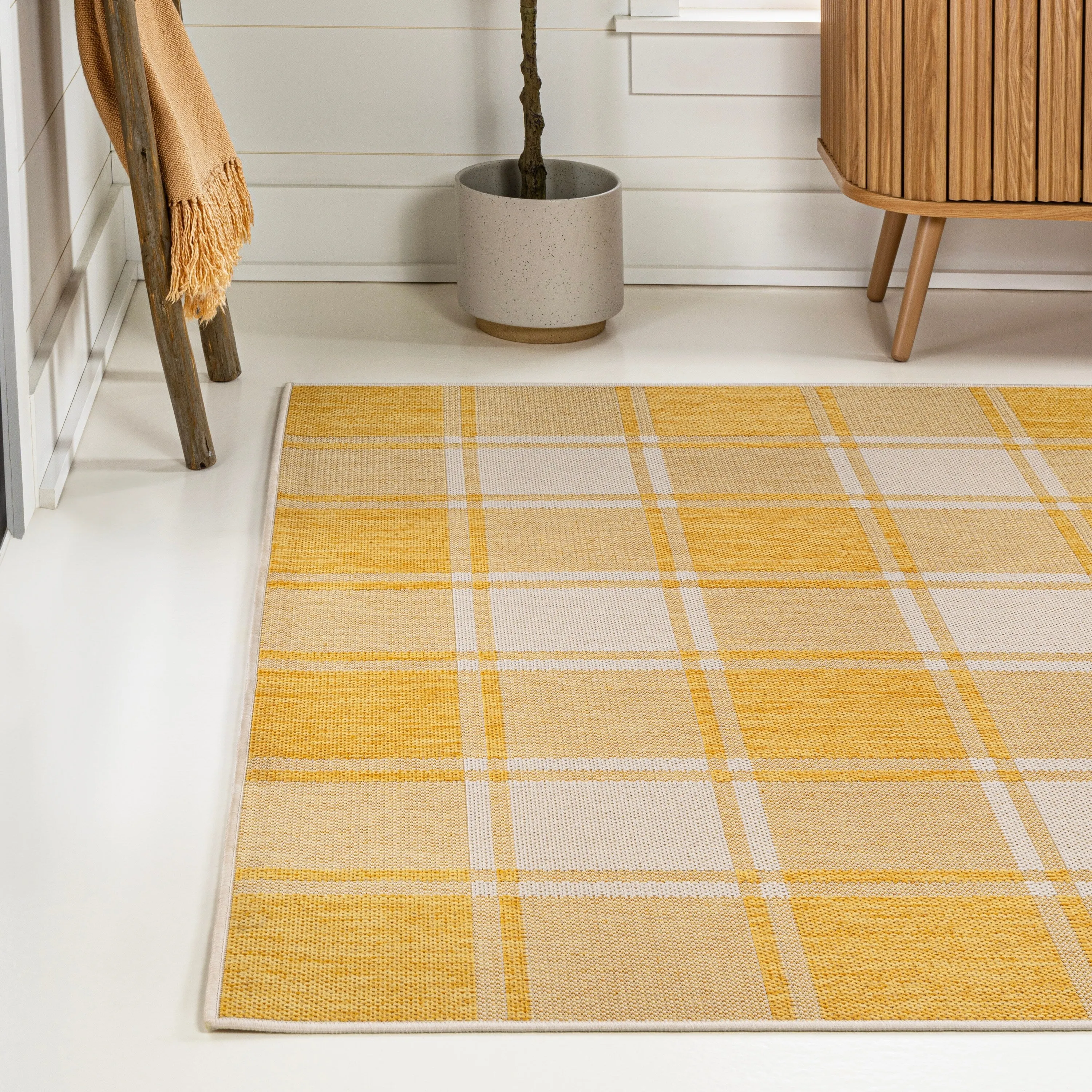 JONATHAN Y Lior Traditional Farmhouse Bold Gingham Indoor/Outdoor Area Rug
