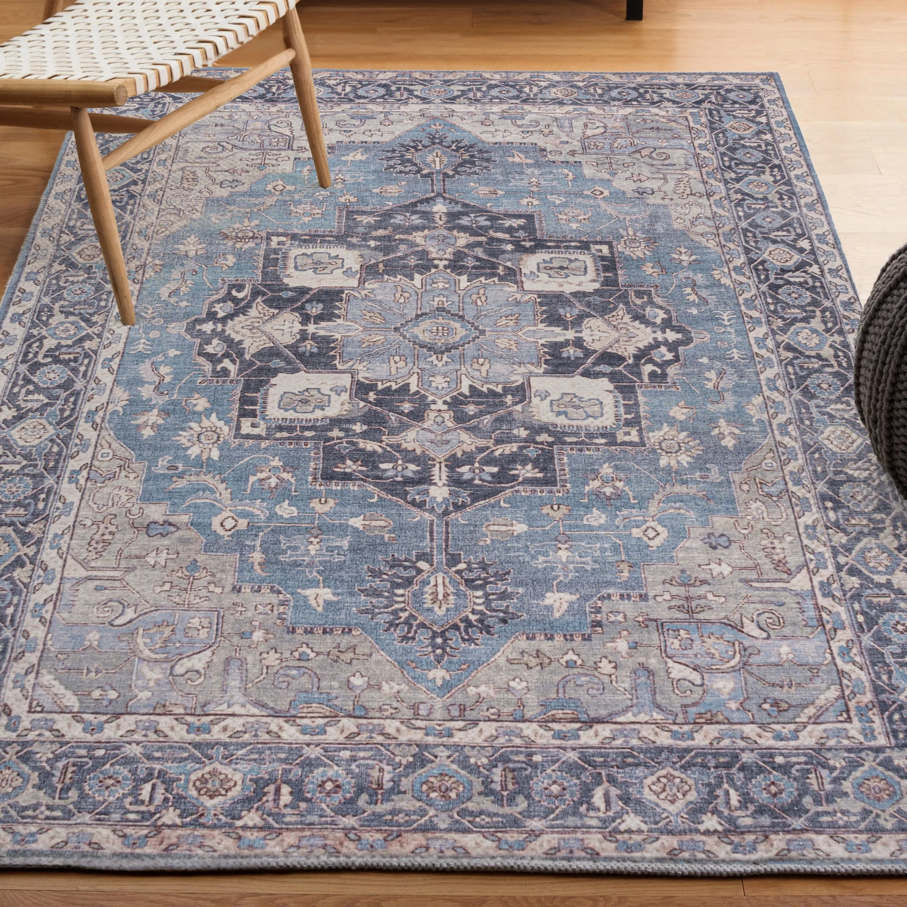 JONATHAN Y Marrakesh Ornate Medallion Machine Washable Area Rug