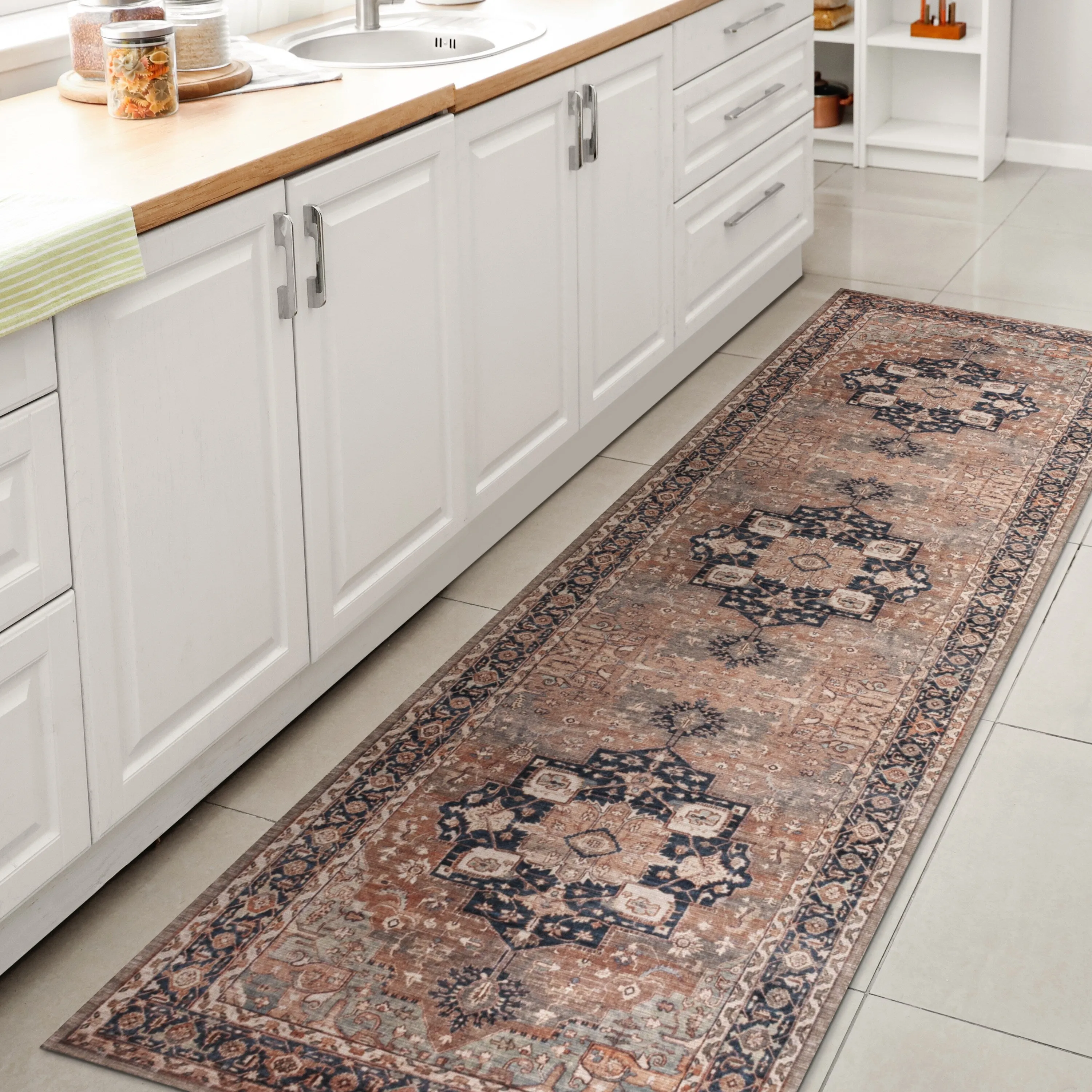 JONATHAN Y Marrakesh Ornate Medallion Machine Washable Area Rug