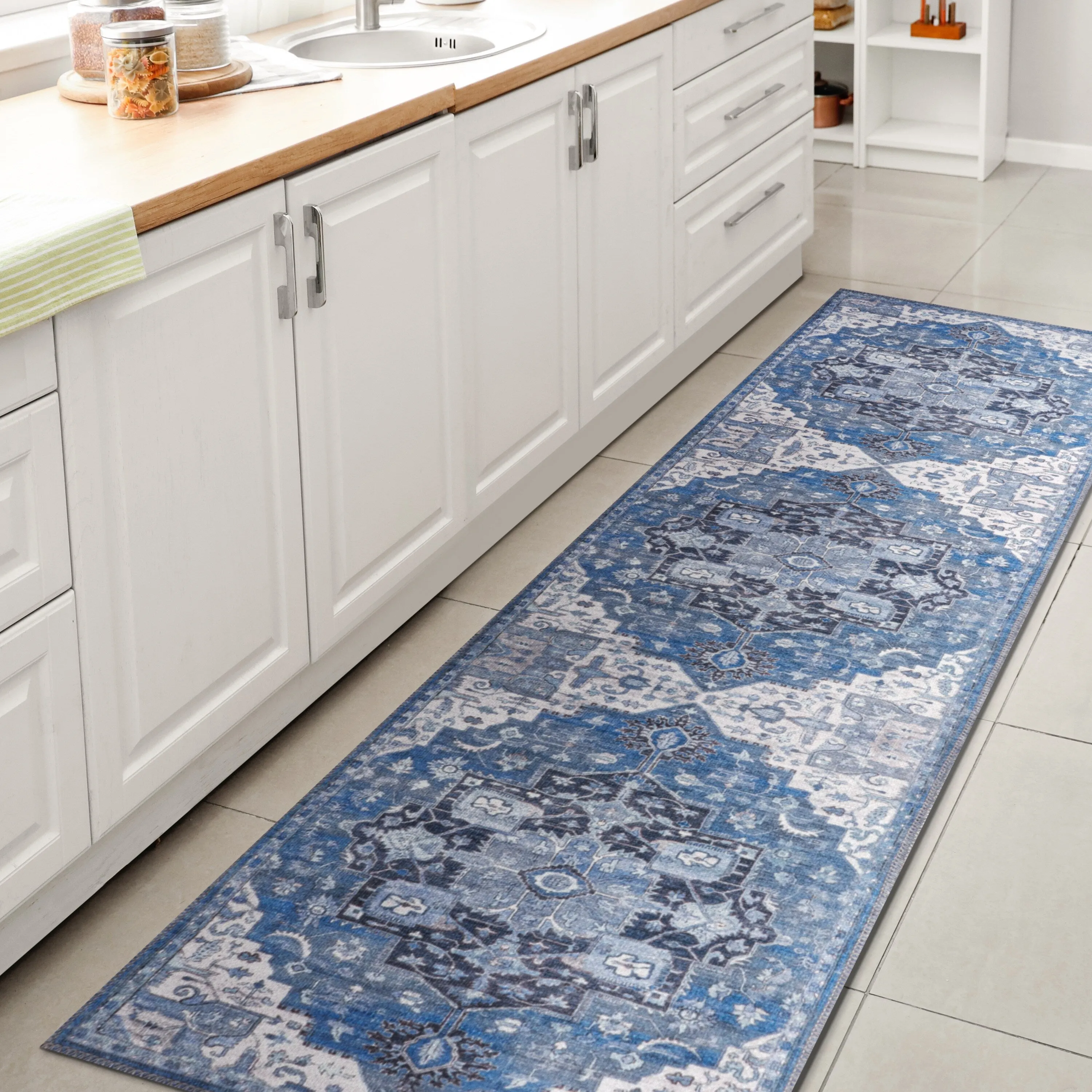 JONATHAN Y Marrakesh Ornate Medallion Machine Washable Area Rug