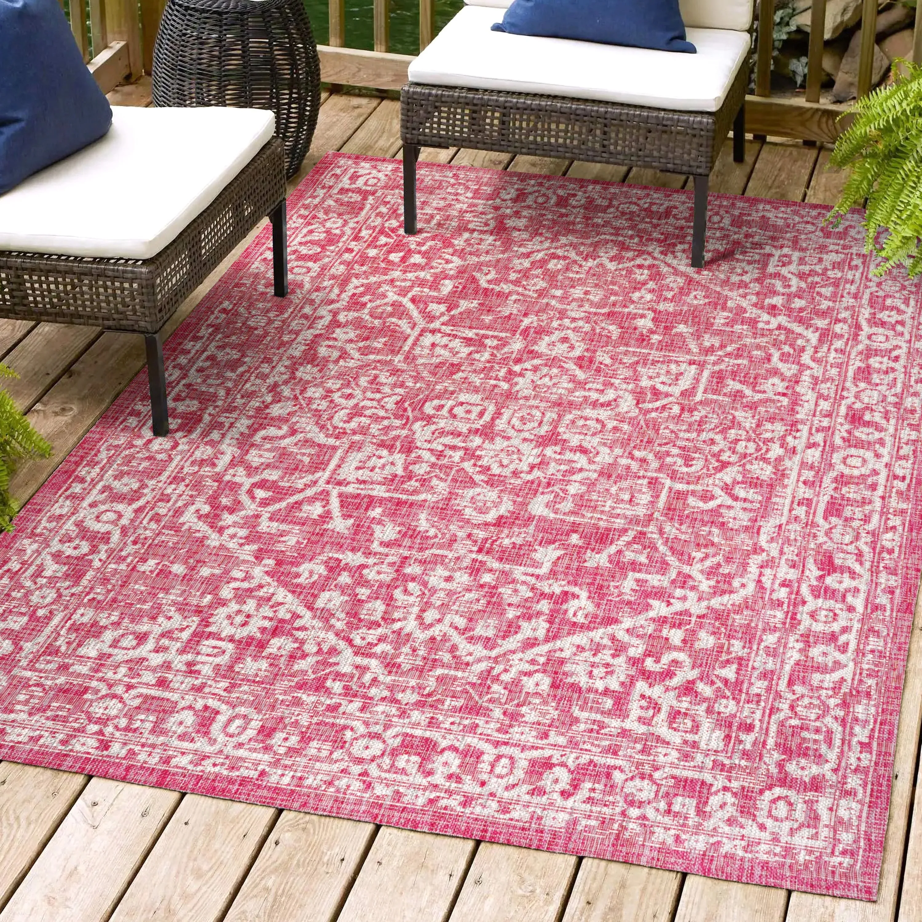 JONATHAN Y Medallion Textured Weave Indoor/Outdoor Area Rug