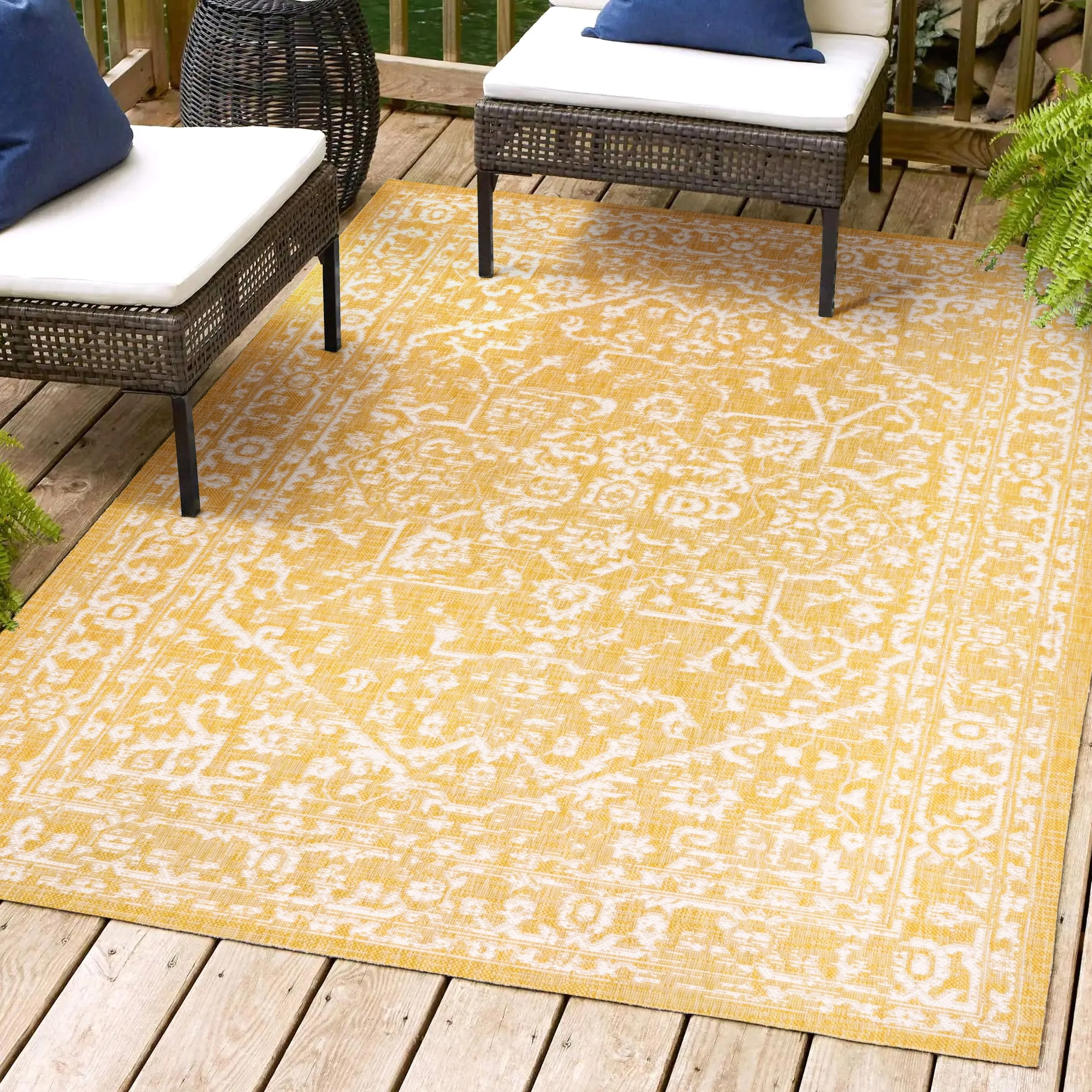 JONATHAN Y Medallion Textured Weave Indoor/Outdoor Area Rug