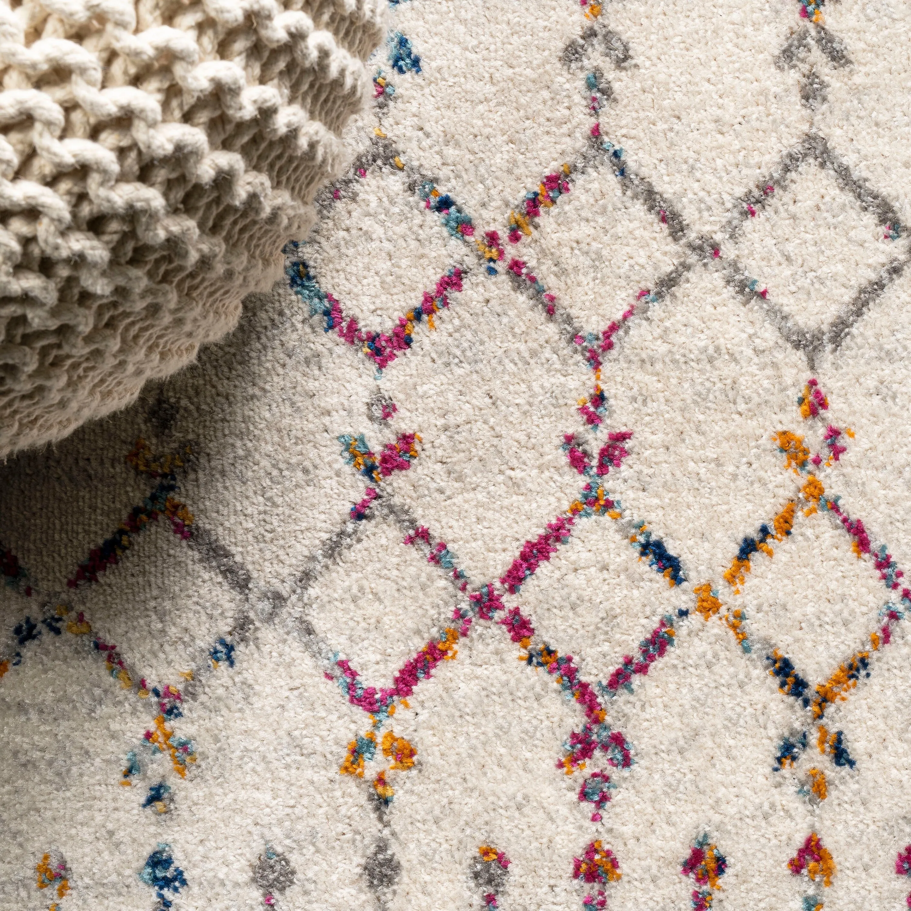 JONATHAN Y Modern HYPE Boho Vintage Diamond Area Rug