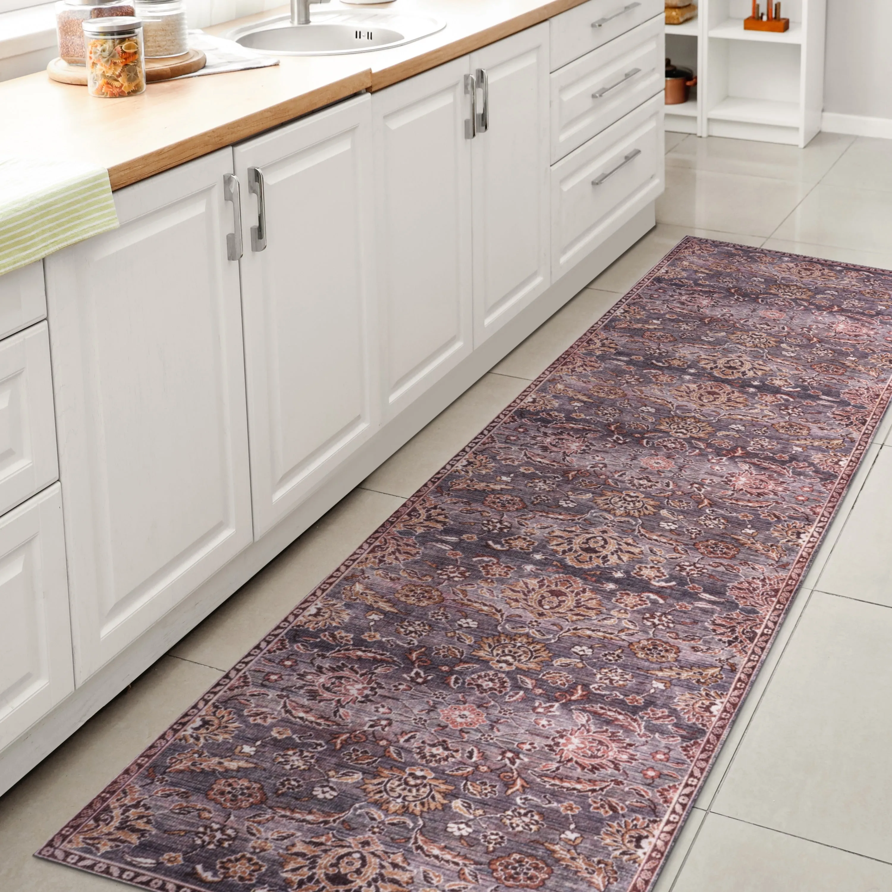 JONATHAN Y Regis Ornate Persian All-Over Machine Washable Area Rug