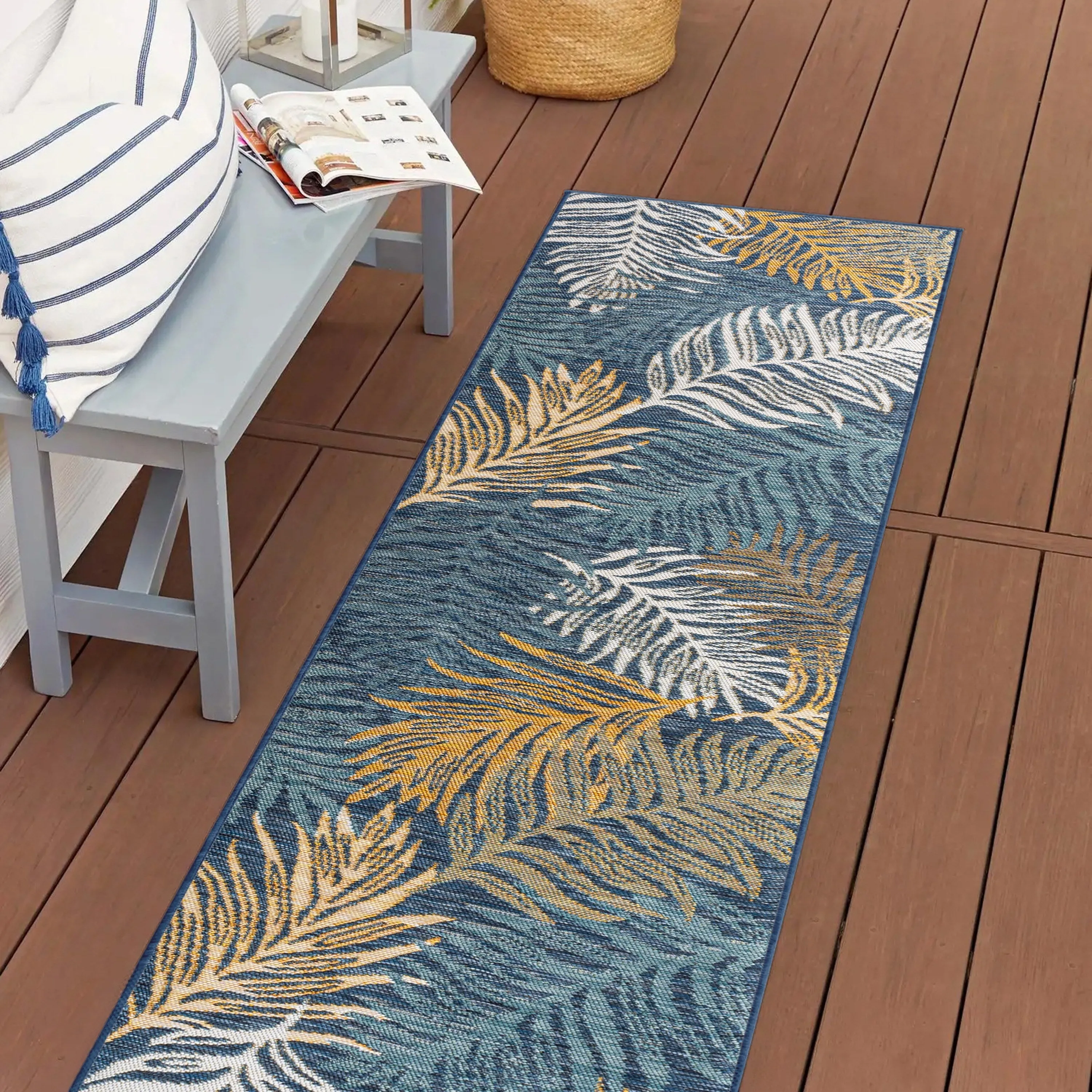 JONATHAN Y Reversible Arielle Coastal Casual Palm Frond Machine-Washable Indoor/Outdoor Area Rug