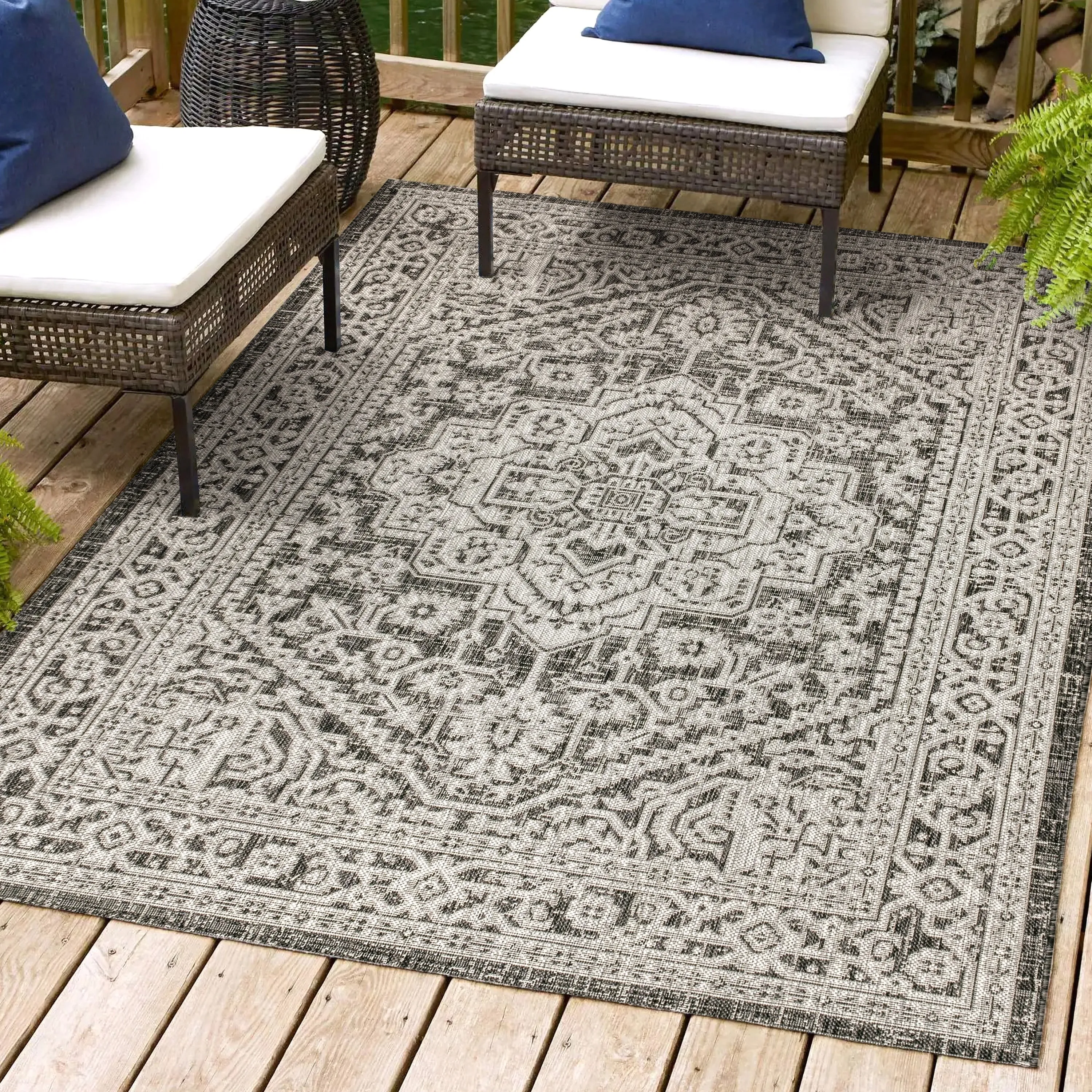 JONATHAN Y Rozetta Medallion Textured Weave Indoor/Outdoor Area Rug