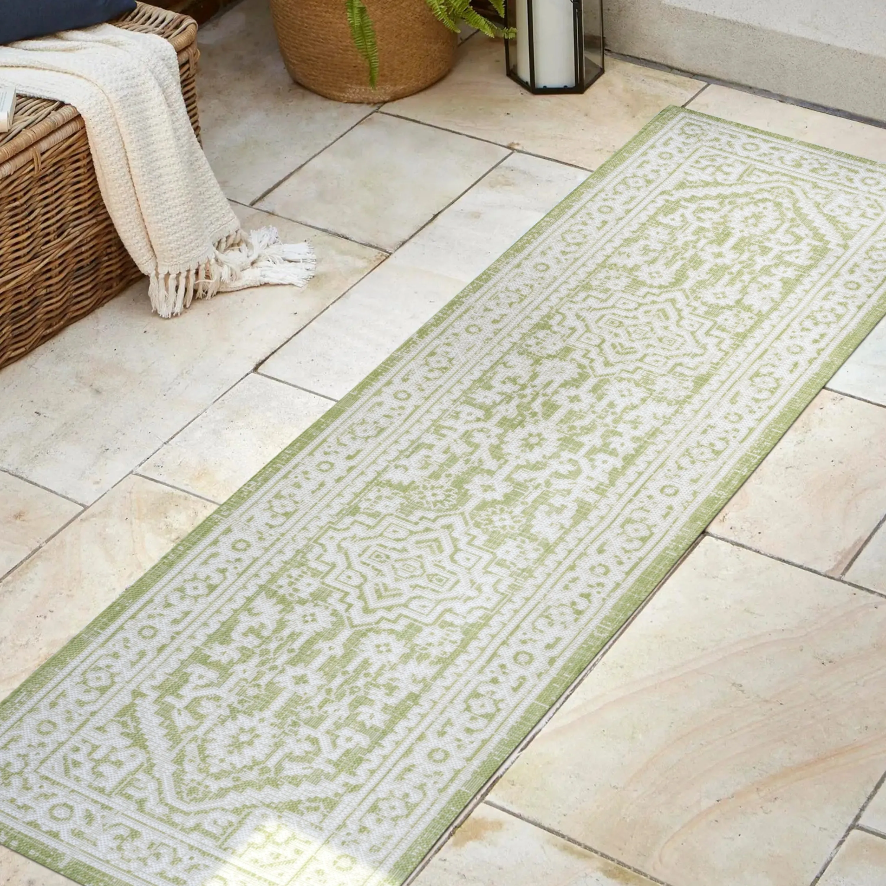 JONATHAN Y Rozetta Medallion Textured Weave Indoor/Outdoor Area Rug