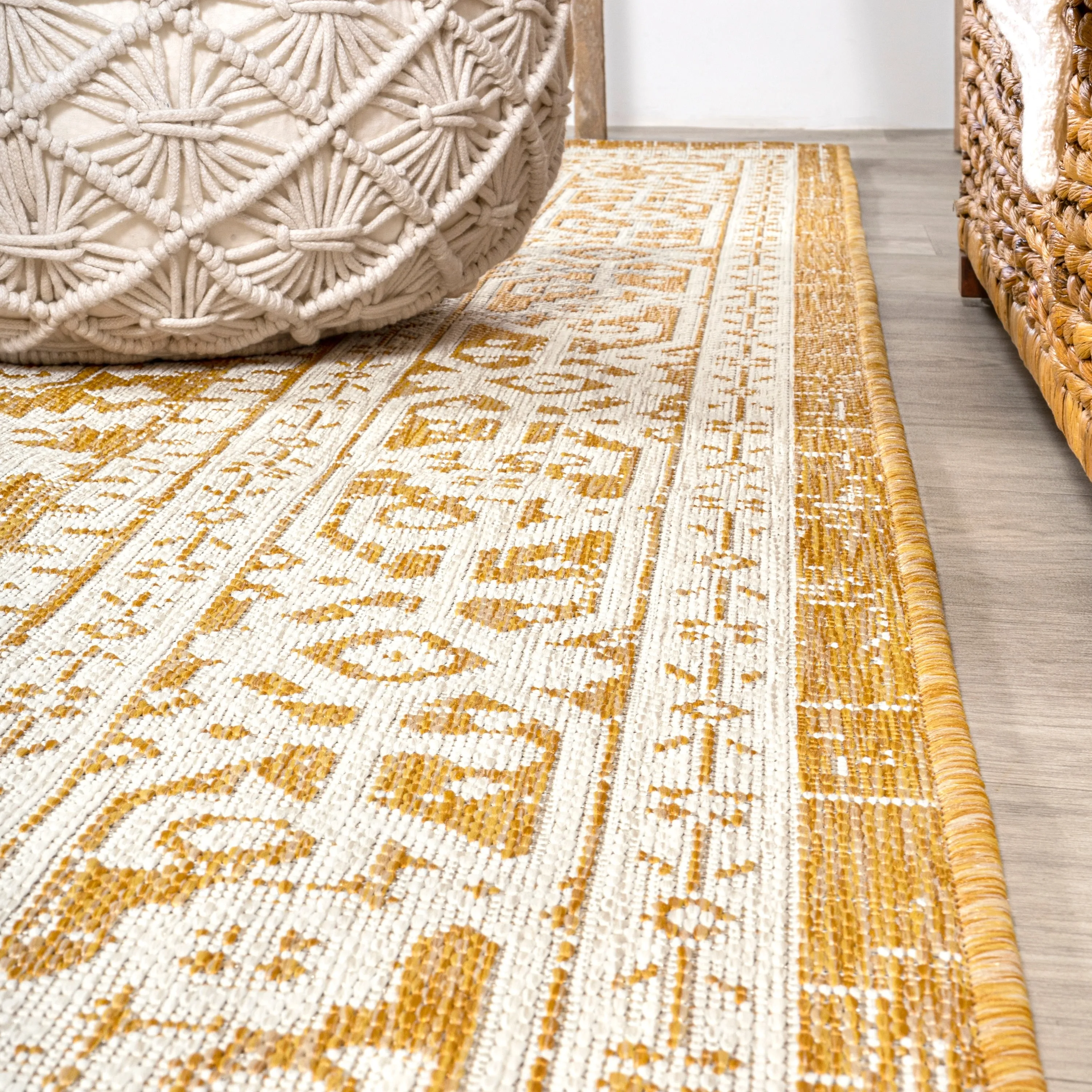JONATHAN Y Rozetta Medallion Textured Weave Indoor/Outdoor Area Rug