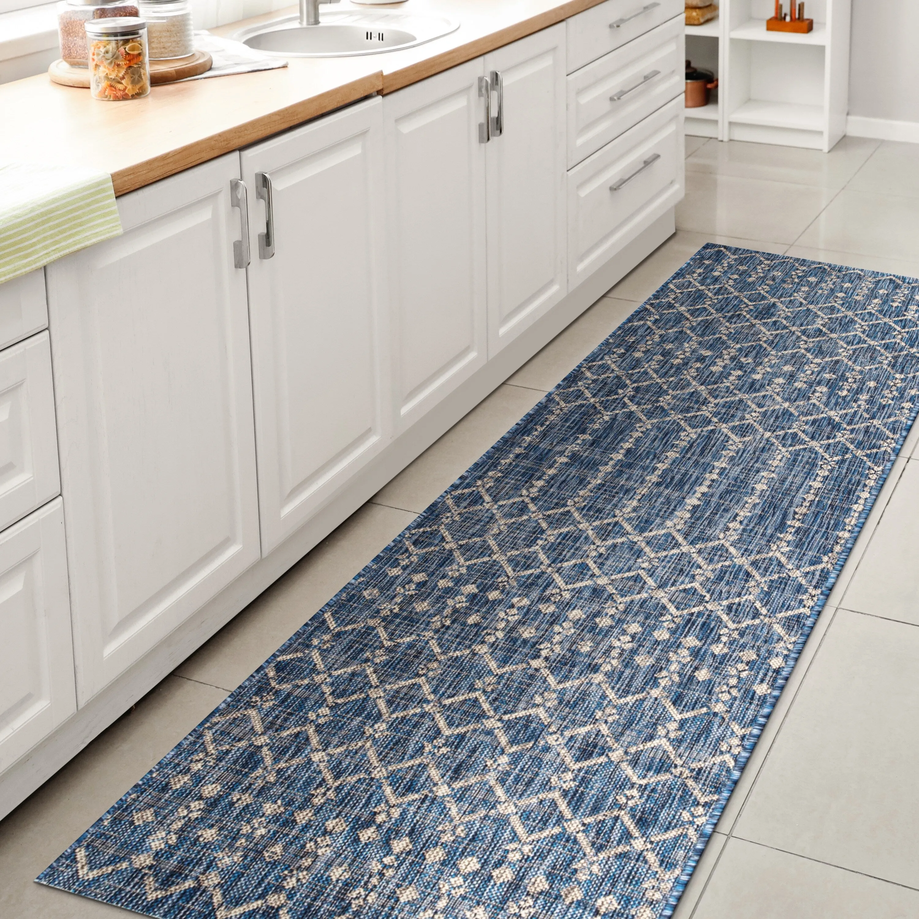 JONATHAN Y Trebol Moroccan Geometric Textured Weave Indoor/Outdoor Area Rug