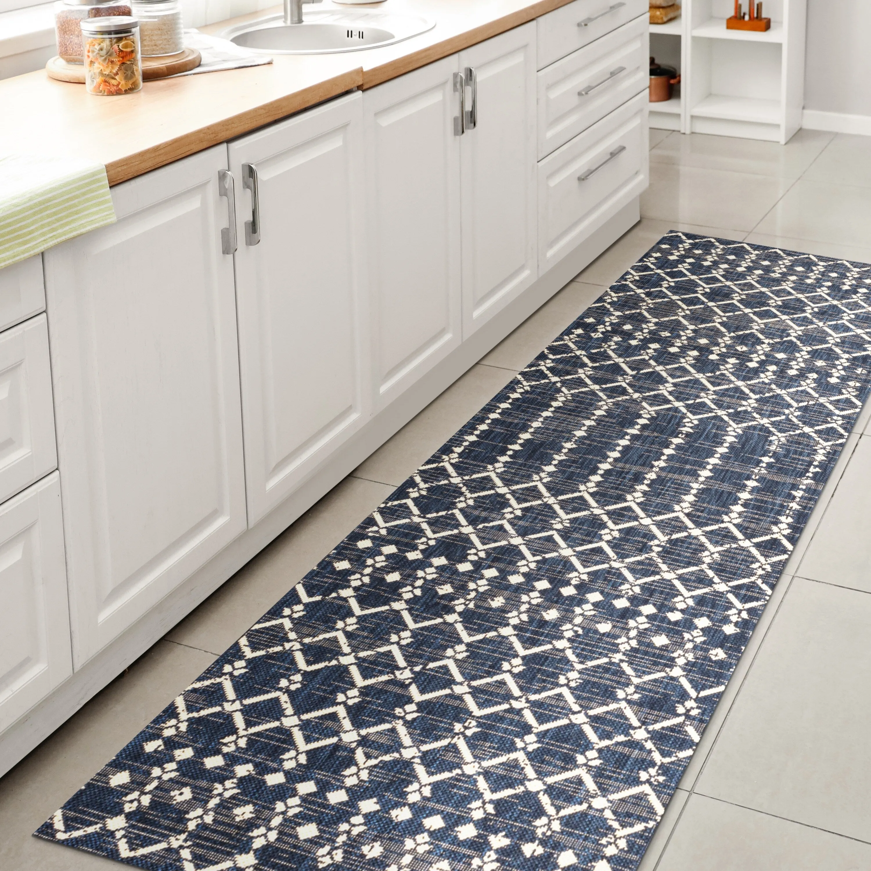 JONATHAN Y Trebol Moroccan Geometric Textured Weave Indoor/Outdoor Area Rug