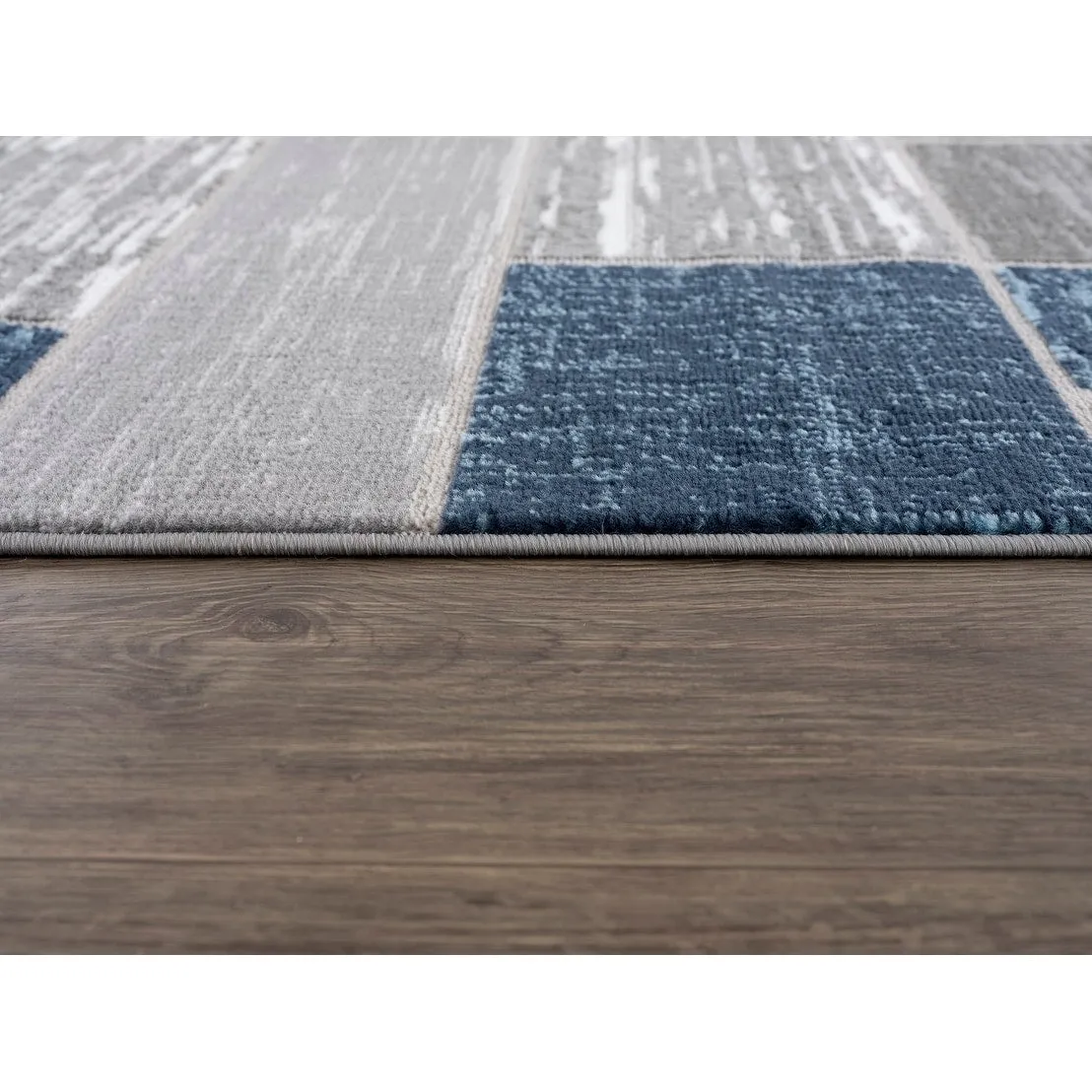 L'Baiet Verena Geometric Area Rug