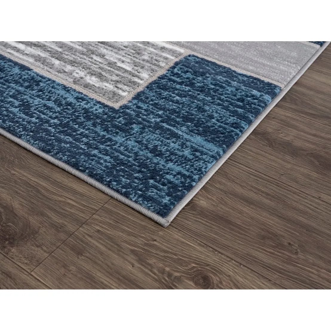 L'Baiet Verena Geometric Area Rug