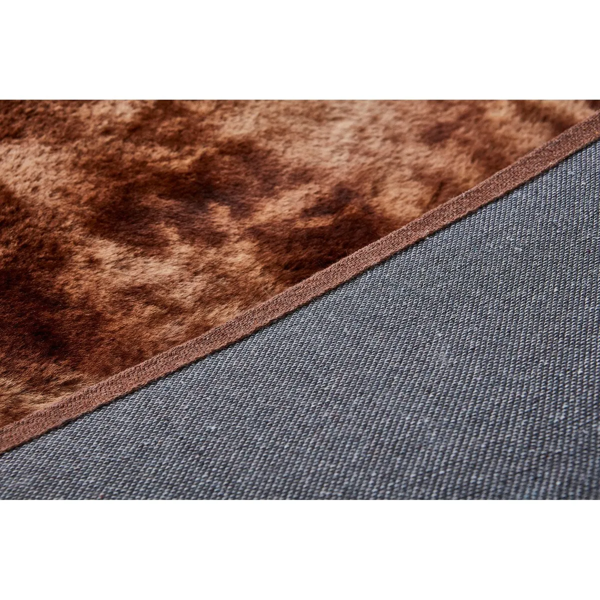 Lily Luxury Chinchilla Faux Fur Rectangular Area Rug
