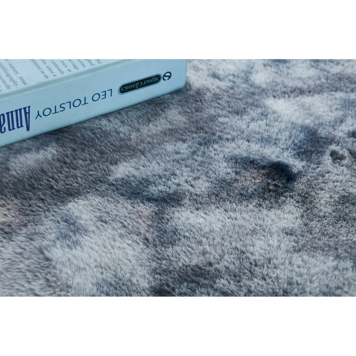 Lily Luxury Chinchilla Faux Fur Rectangular Area Rug