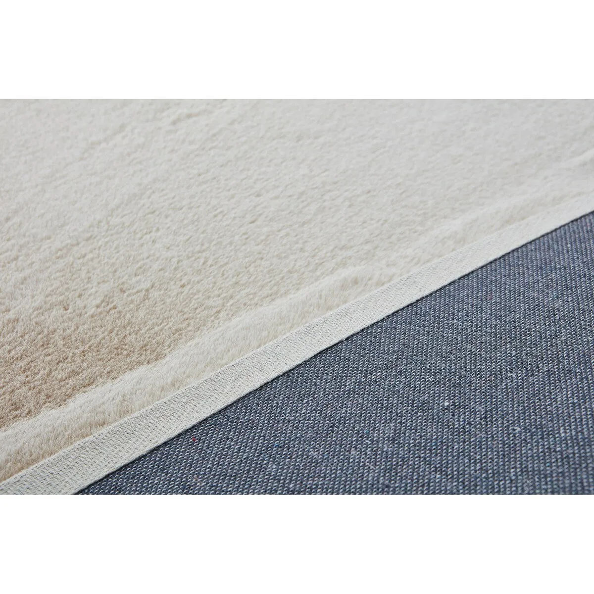 Lily Luxury Chinchilla Faux Fur Rectangular Area Rug