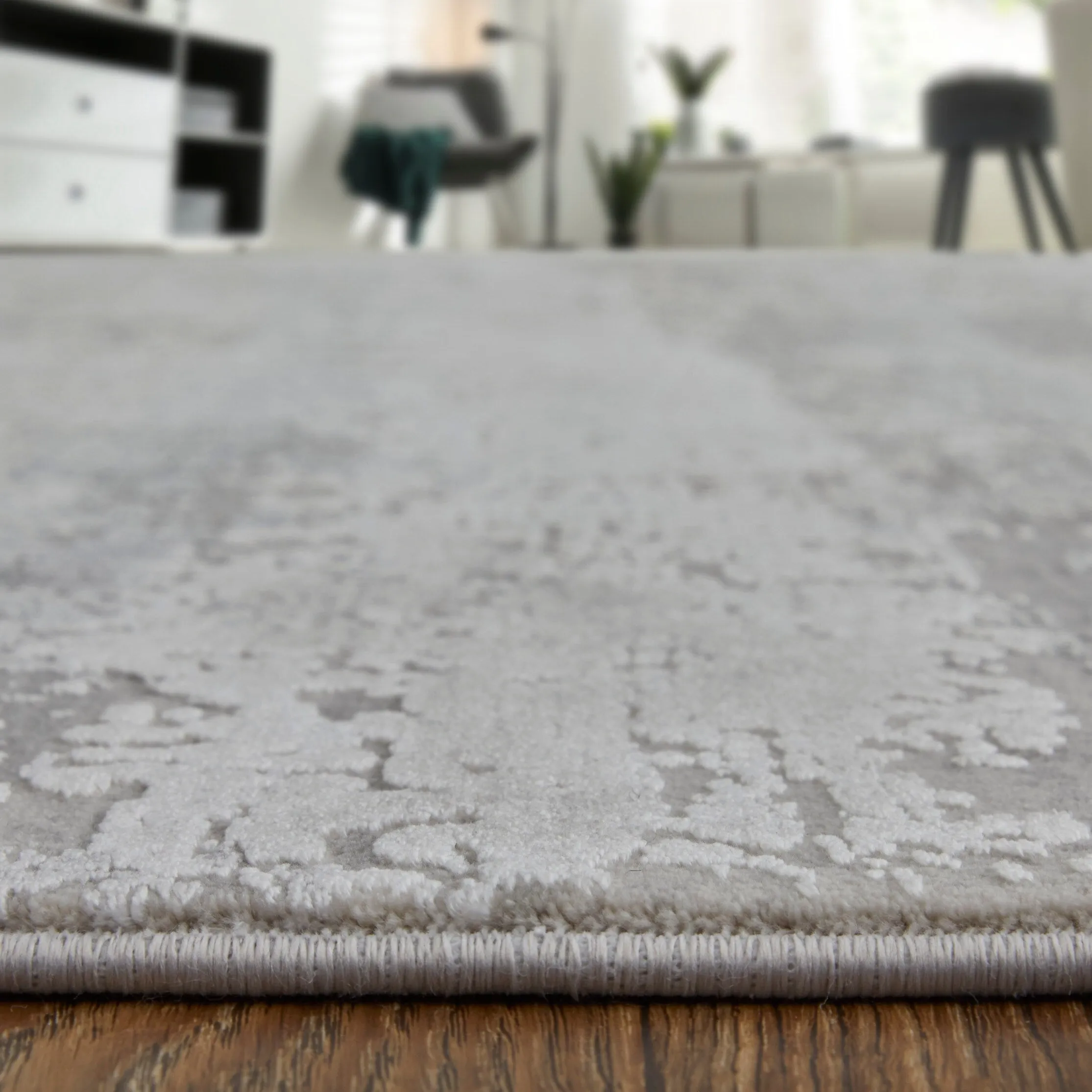 Lindstra Gradient Watercolor Rug. Silver Gray. Area Rug