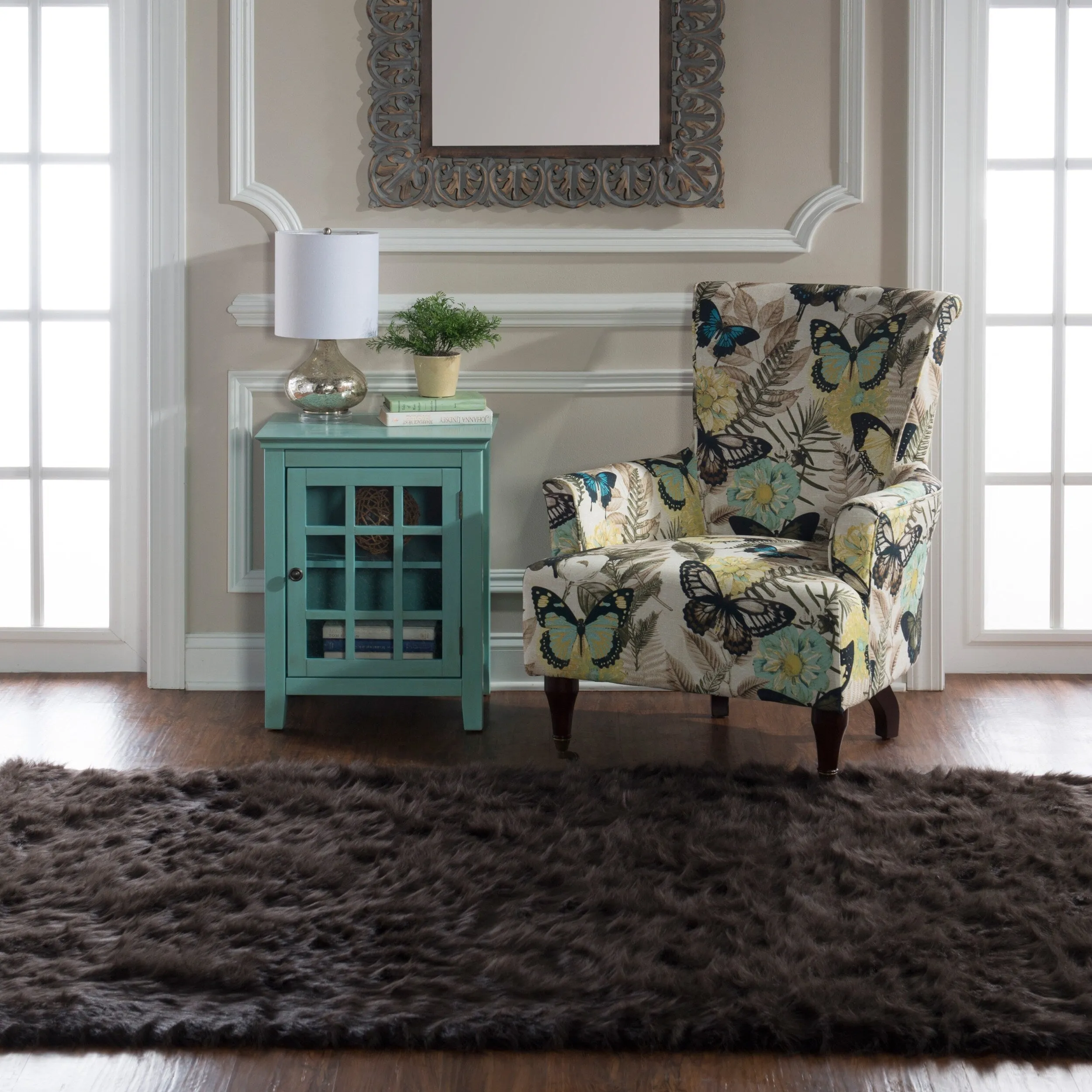 Linon Faux Sheepskin Shag Rug