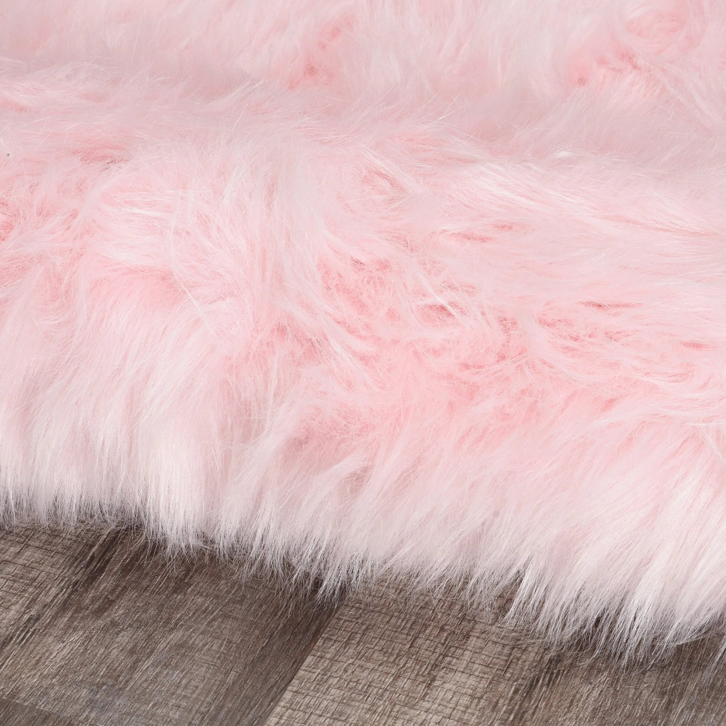 Linon Faux Sheepskin Shag Rug