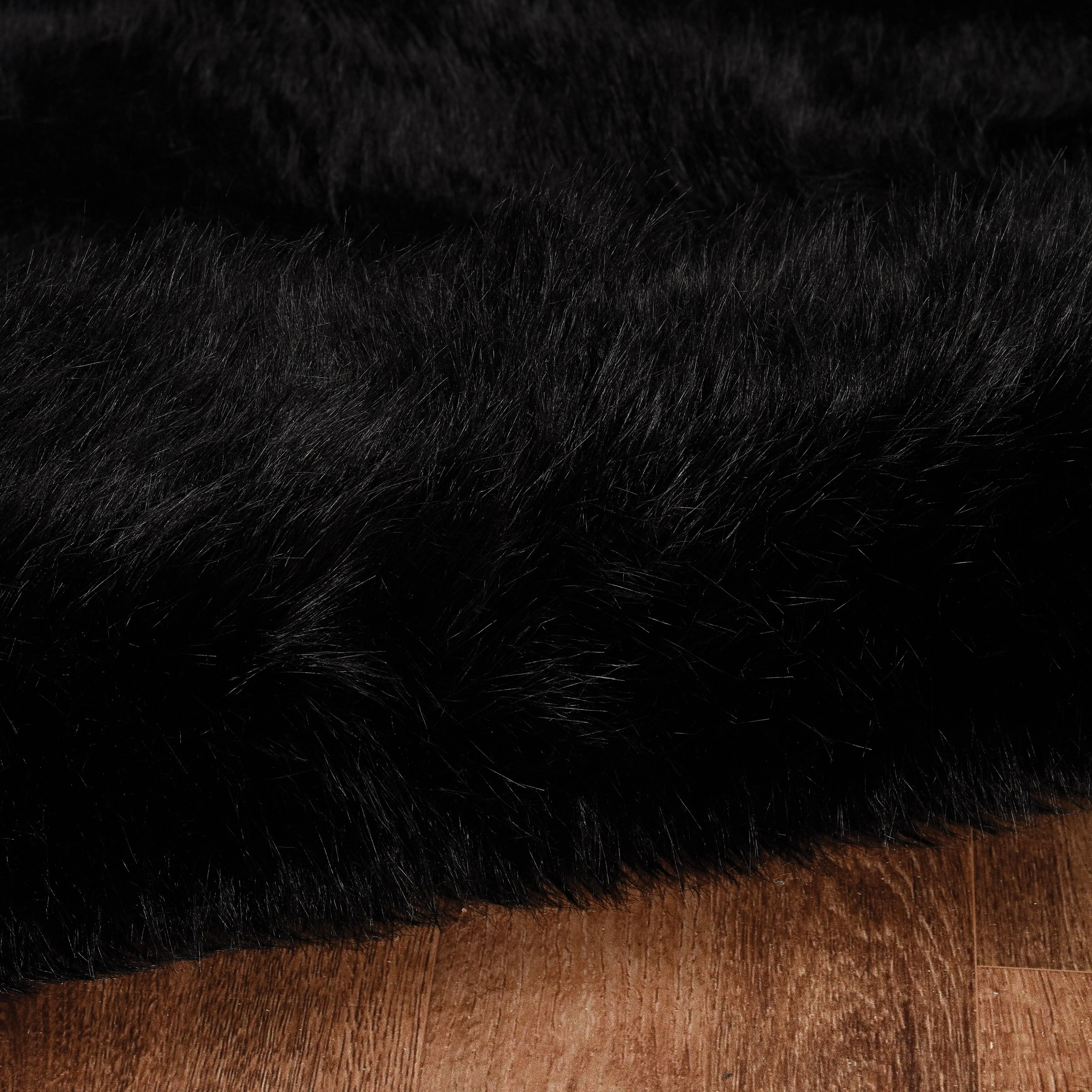 Linon Faux Sheepskin Shag Rug