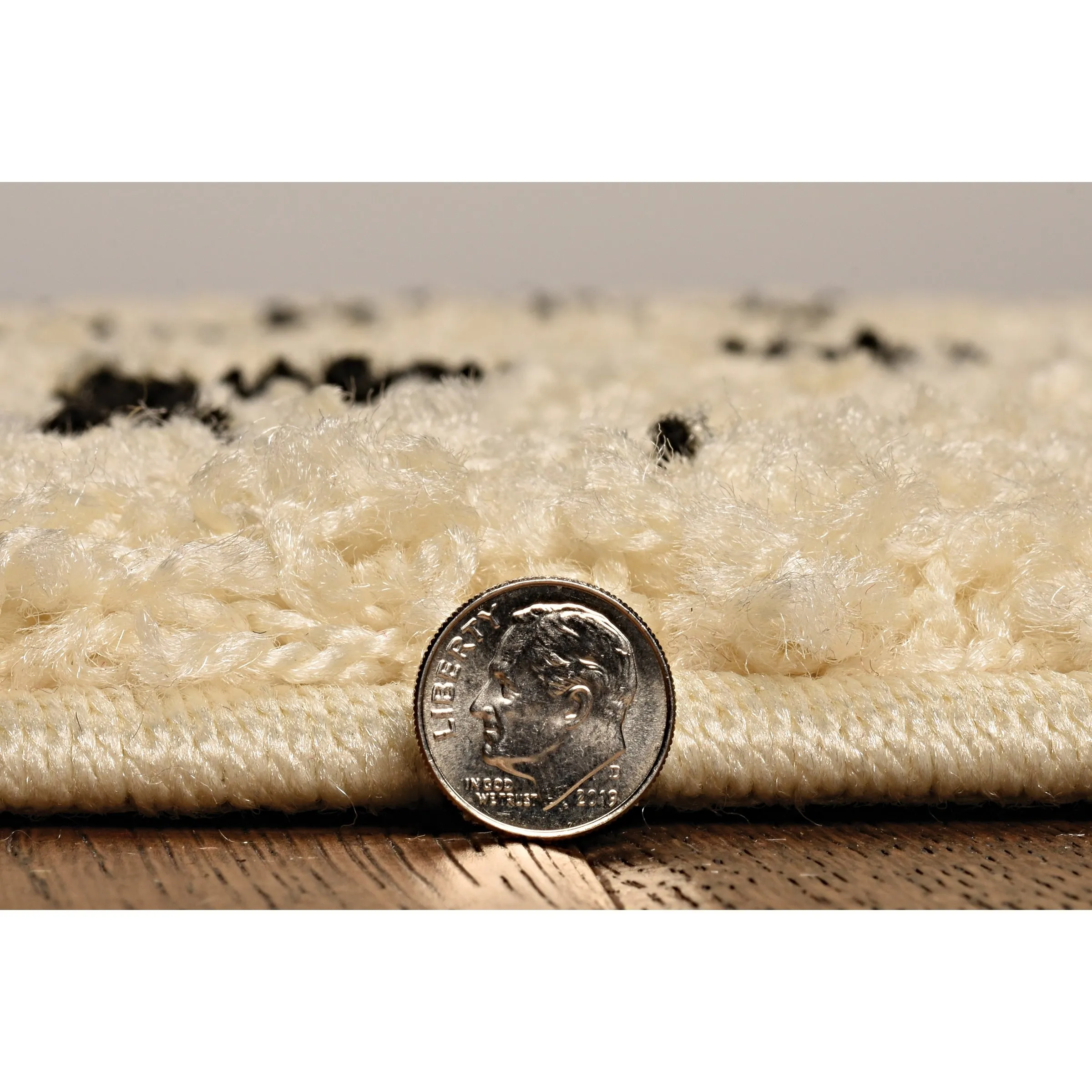 Linon Moroccan Atlas Shag Rug