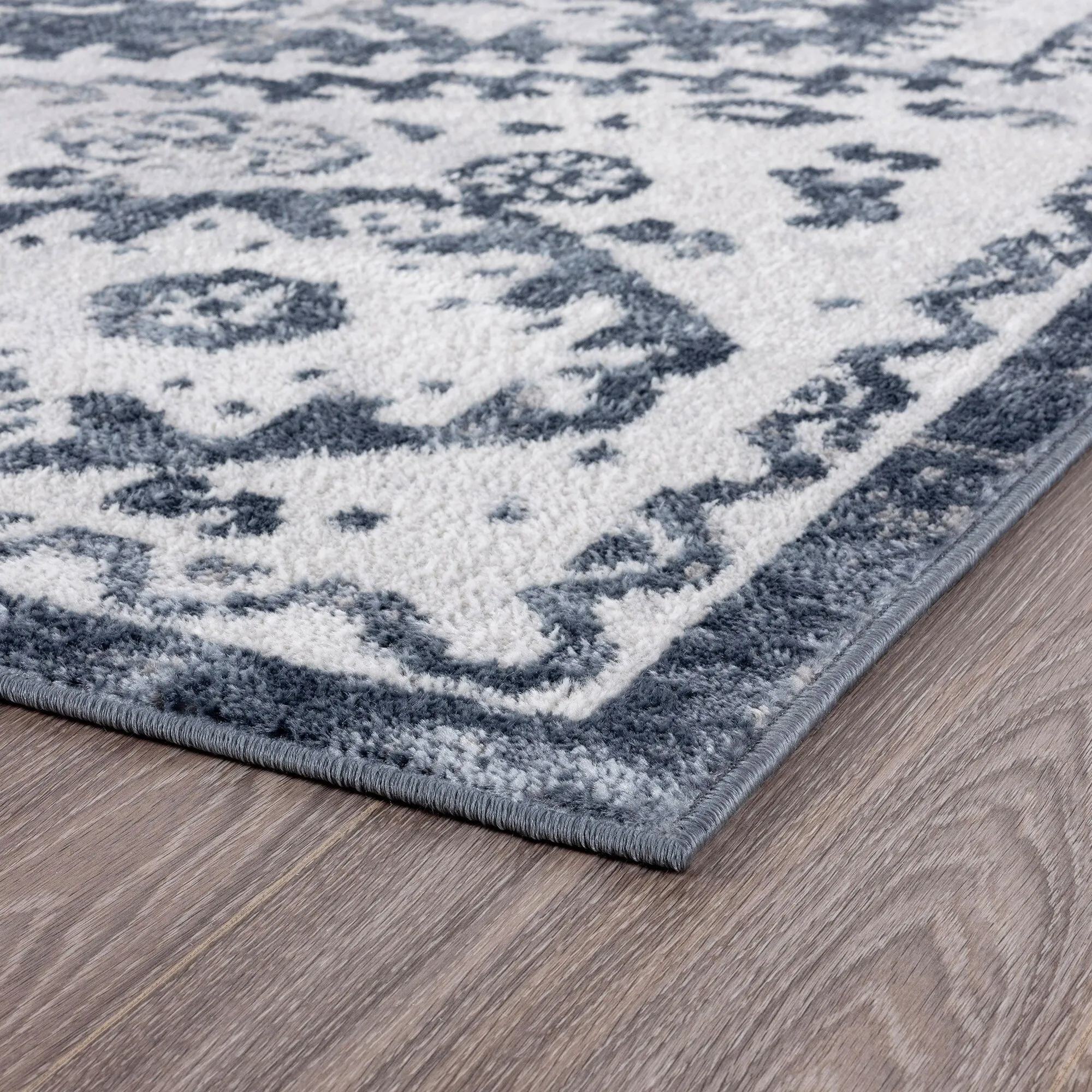 Linx French Country Medallion Indoor Area Rug