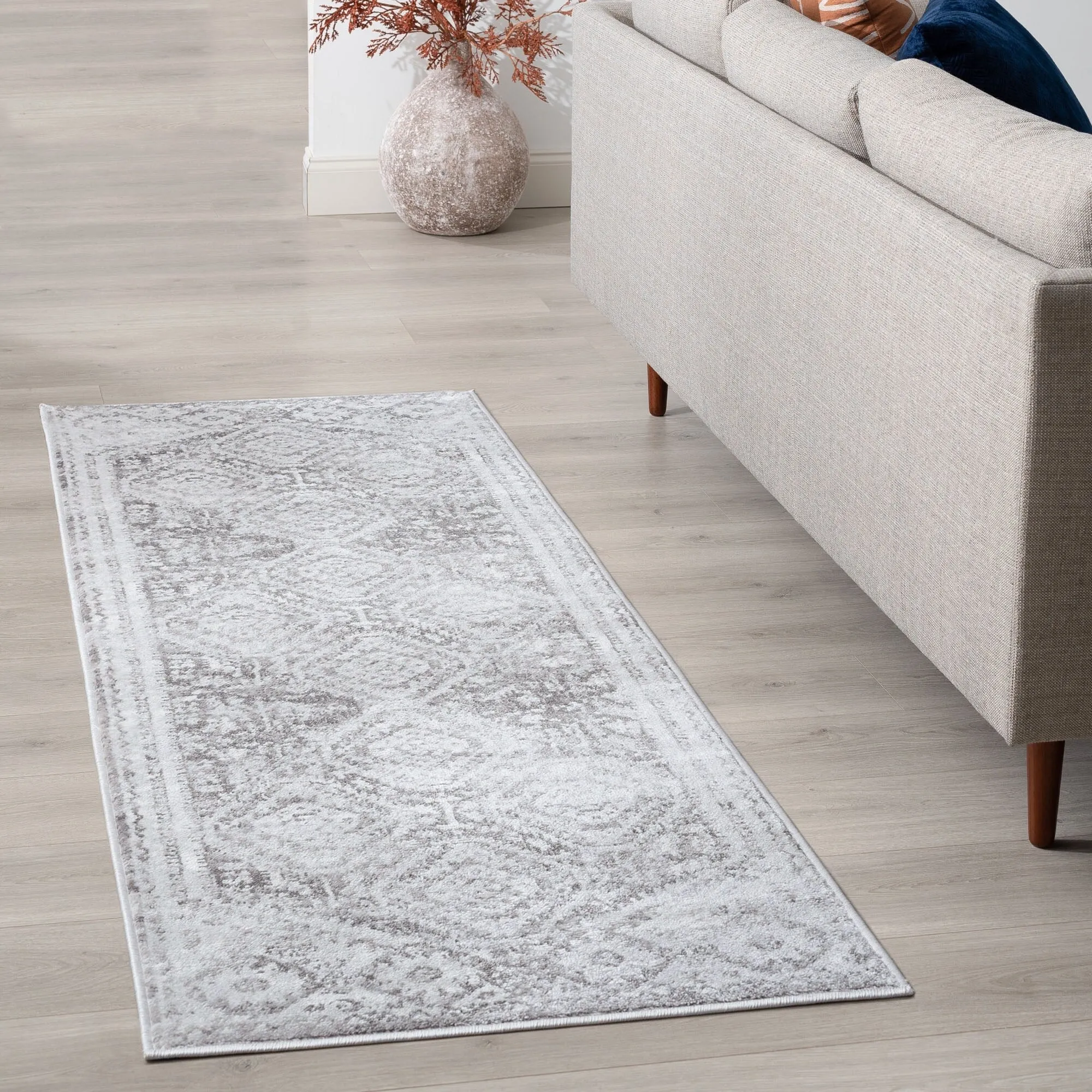 Linx French Country Medallion Indoor Area Rug