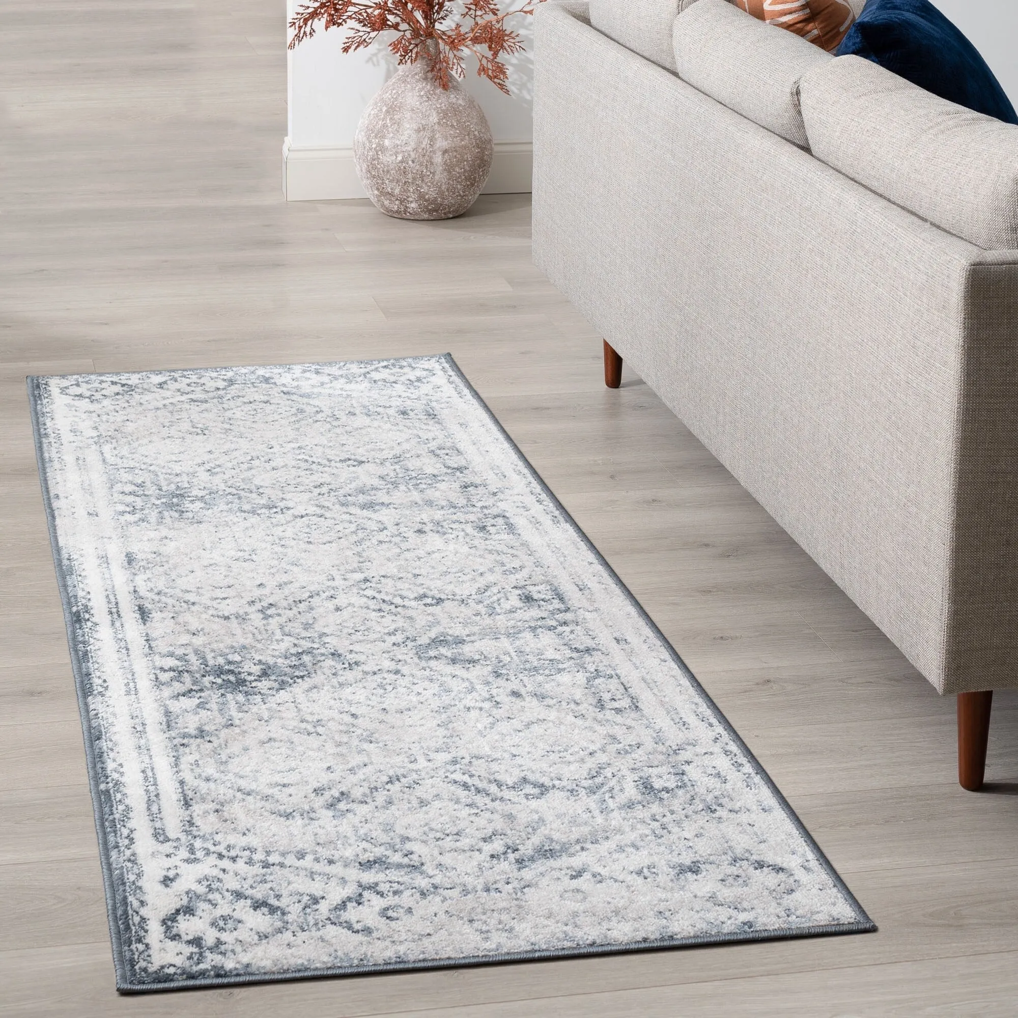 Linx French Country Medallion Indoor Area Rug
