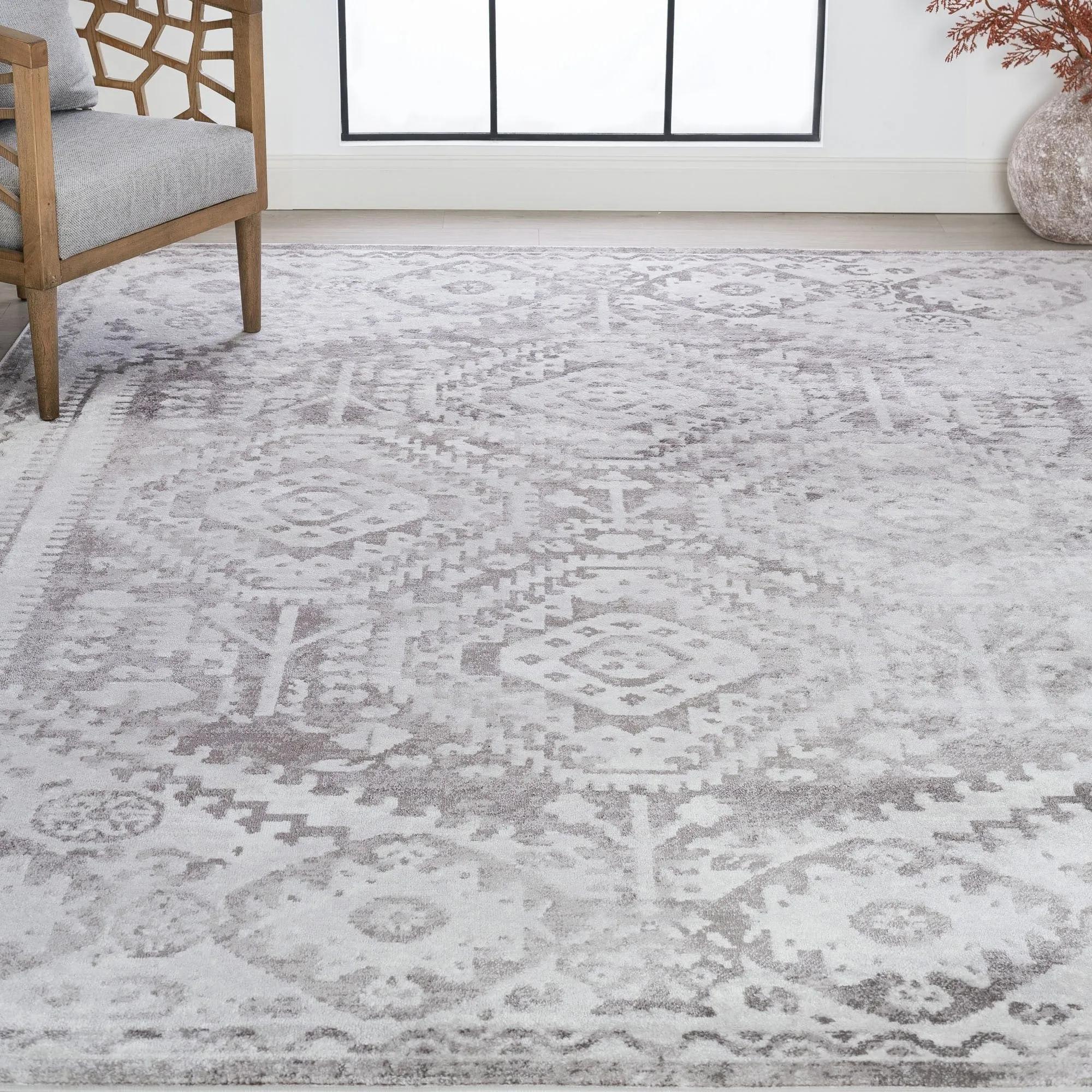 Linx French Country Medallion Indoor Area Rug