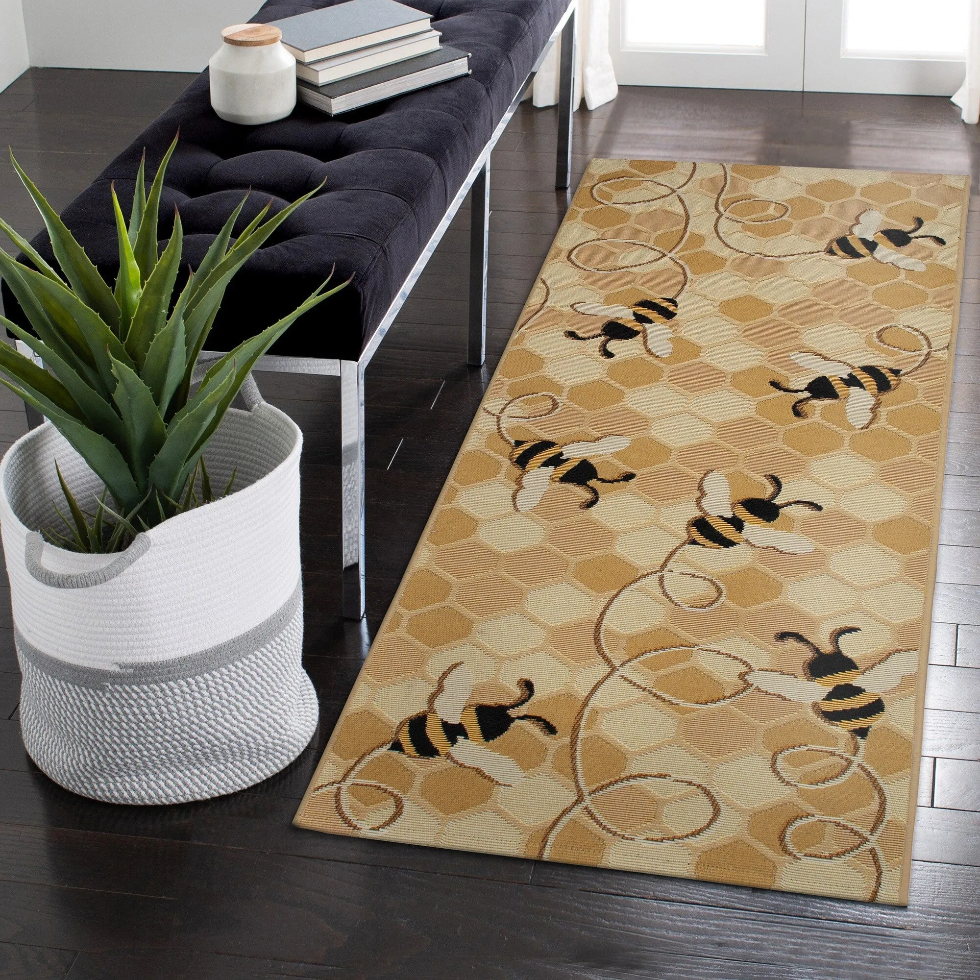 Liora Manne Esencia Bee Free Indoor/Outdoor Mat
