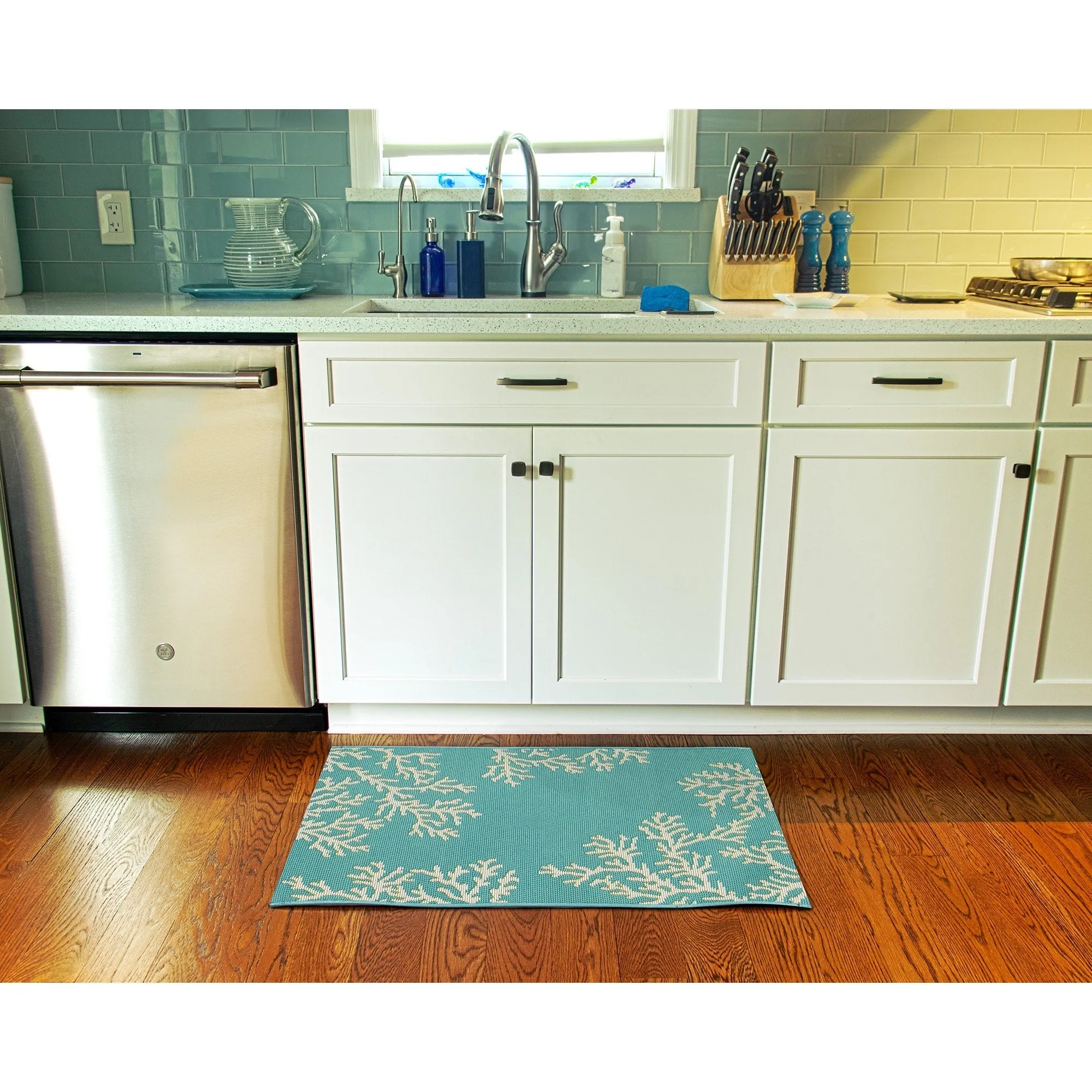 Liora Manne Esencia Coral Edge Indoor/Outdoor Mat